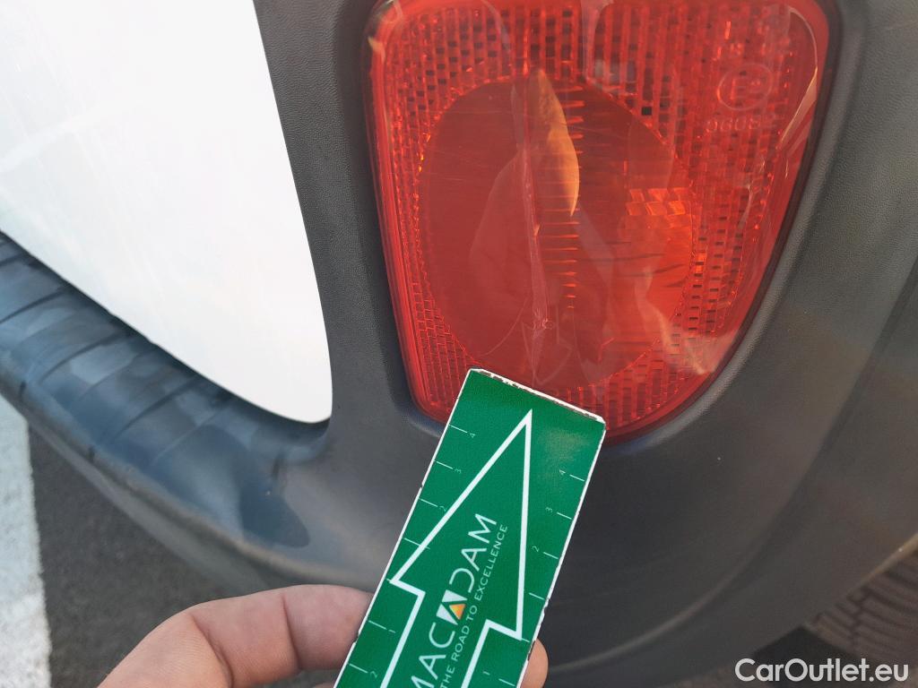  Renault  Kangoo RENAULT  Furgón/2013/4P/furgón derivado de turismo Profesional Maxi 2p dCi 66 kW (90 CV) #41