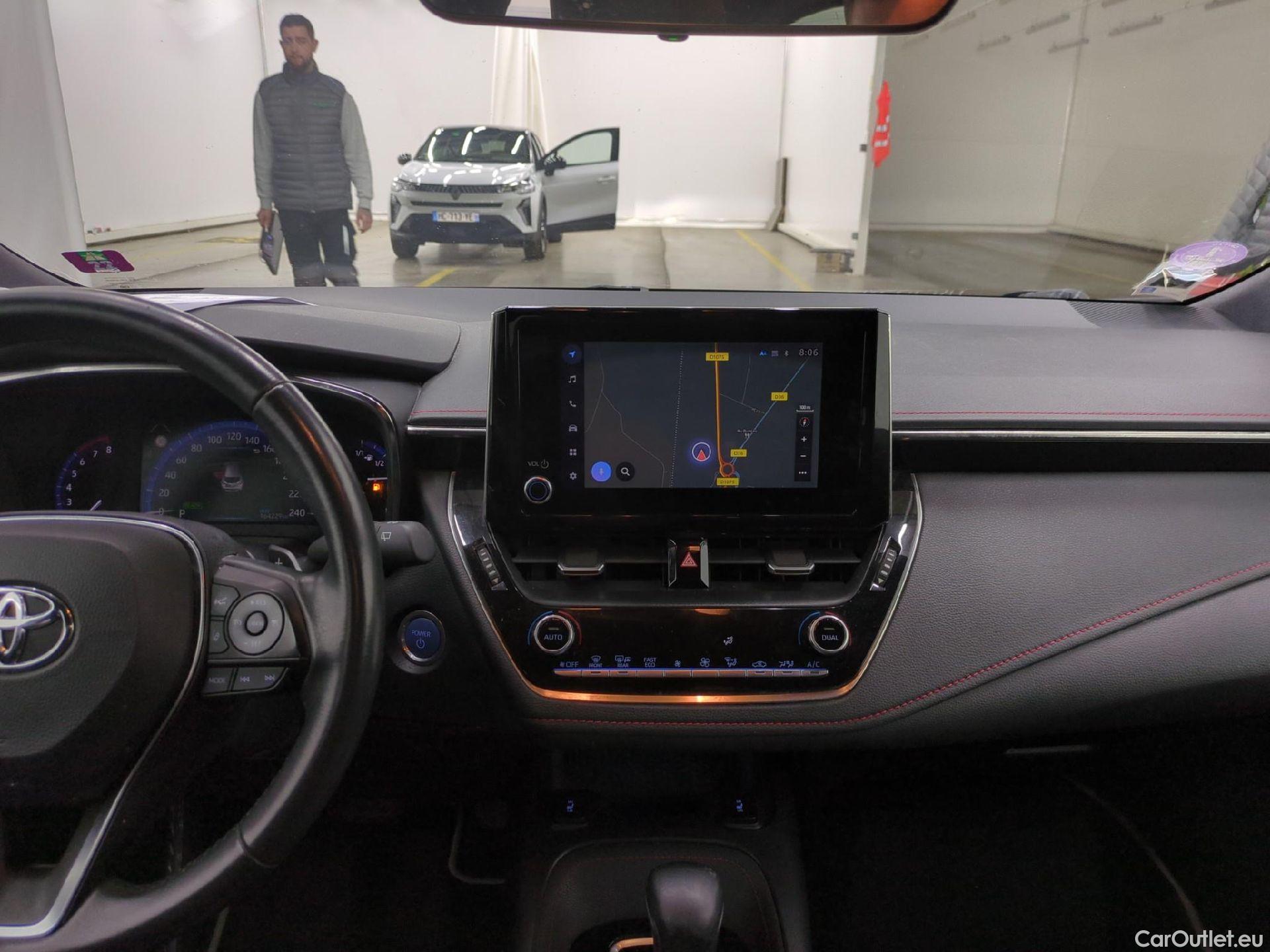 Toyota  Corolla TOYOTA  / 2018 / 5P / Berline Hybride 184h Collection #7