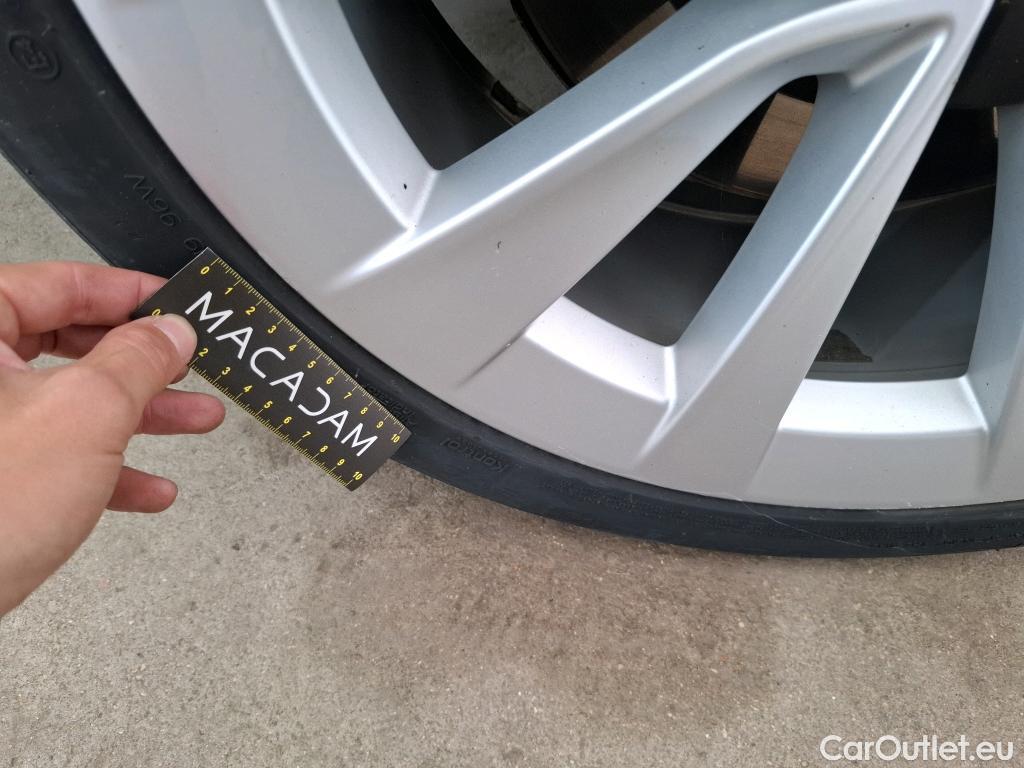 Tesla  Model 3 TESLA  / 2018 / 4P / Berline Grande Autonomie #20