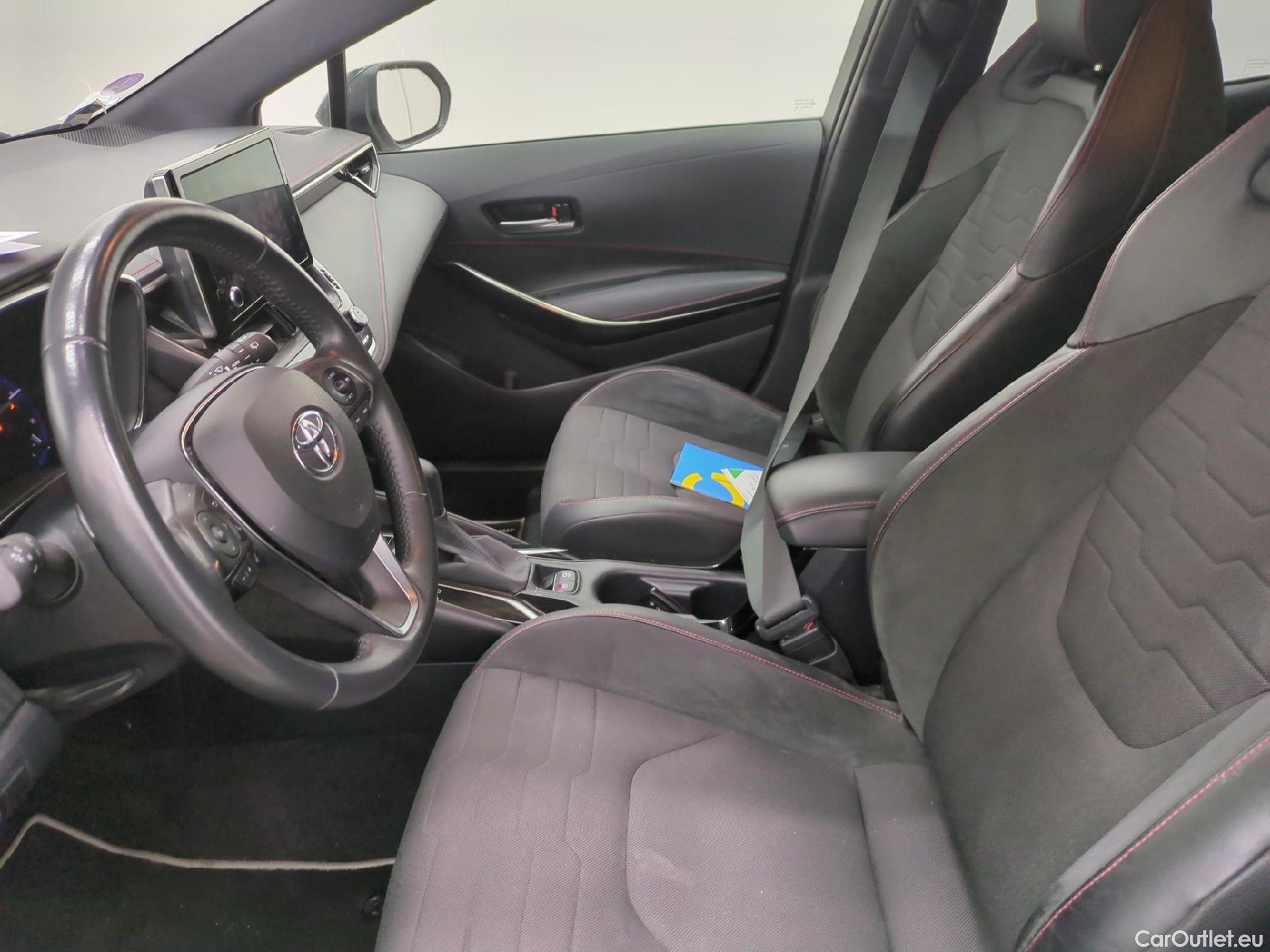 Toyota  Corolla TOYOTA  / 2018 / 5P / Berline Hybride 184h Collection #15