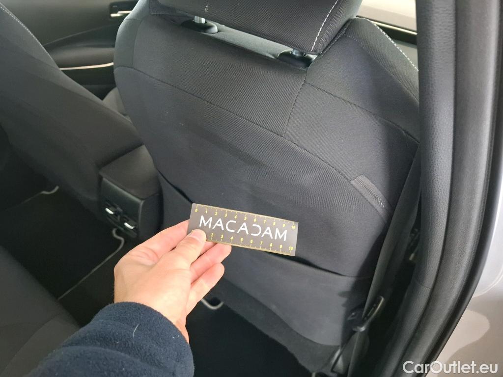 Toyota  Corolla TOYOTA  Touring Sports / 2018 / 5P / Break Hybride 184h Dynamic Business Beyond Zer #80