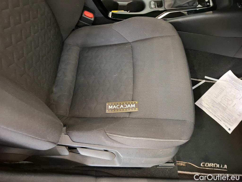 Toyota  Corolla TOYOTA  Touring Sports / 2018 / 5P / Break Hybride 184h Dynamic Business Beyond Zer #78