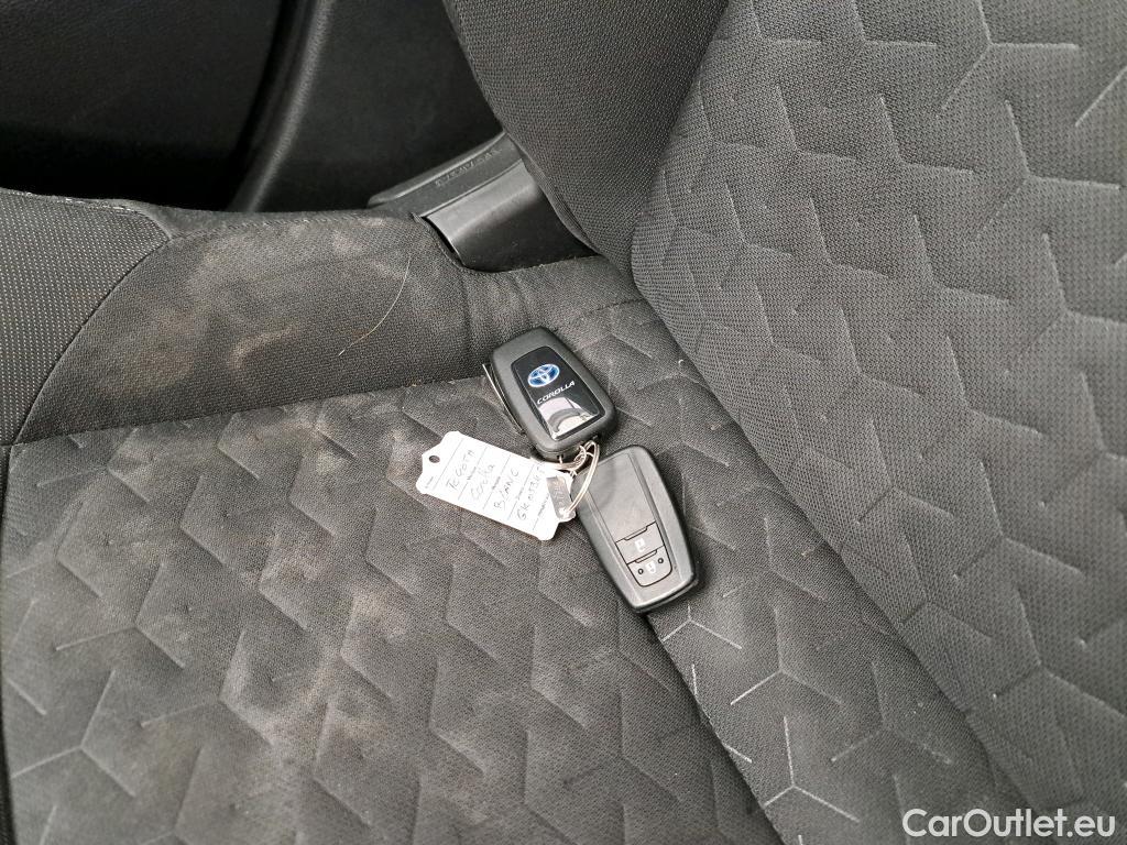 Toyota  Corolla TOYOTA  Touring Sports / 2018 / 5P / Break Hybride 122h Dynamic Business Beyond Zer #12