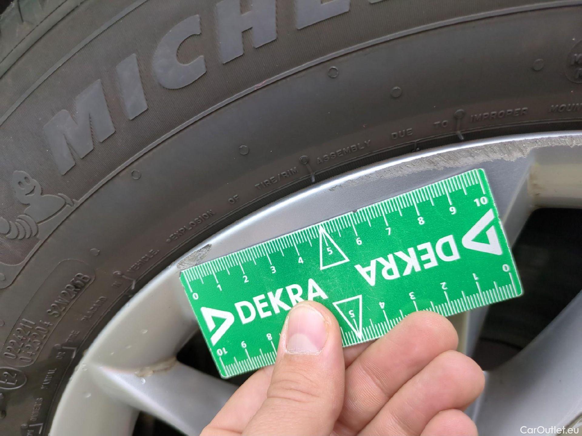 Skoda  Octavia  Break Business 2.0 TDI 115CV BVA7 E6d #11