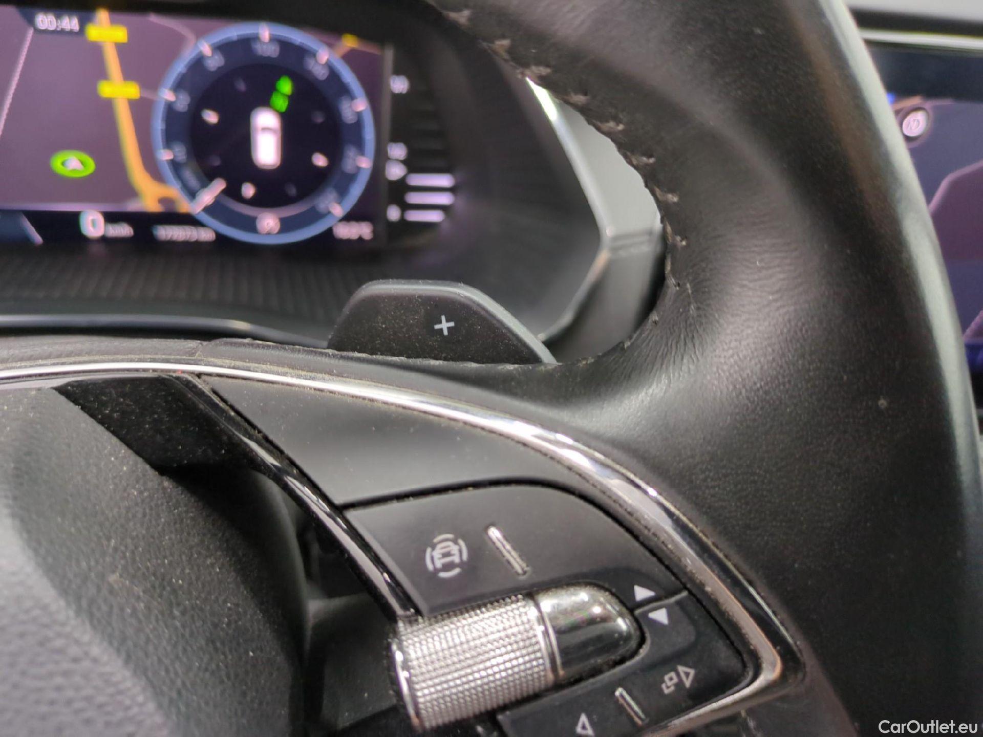 Skoda  Octavia  Break Business 2.0 TDI 115CV BVA7 E6d #14