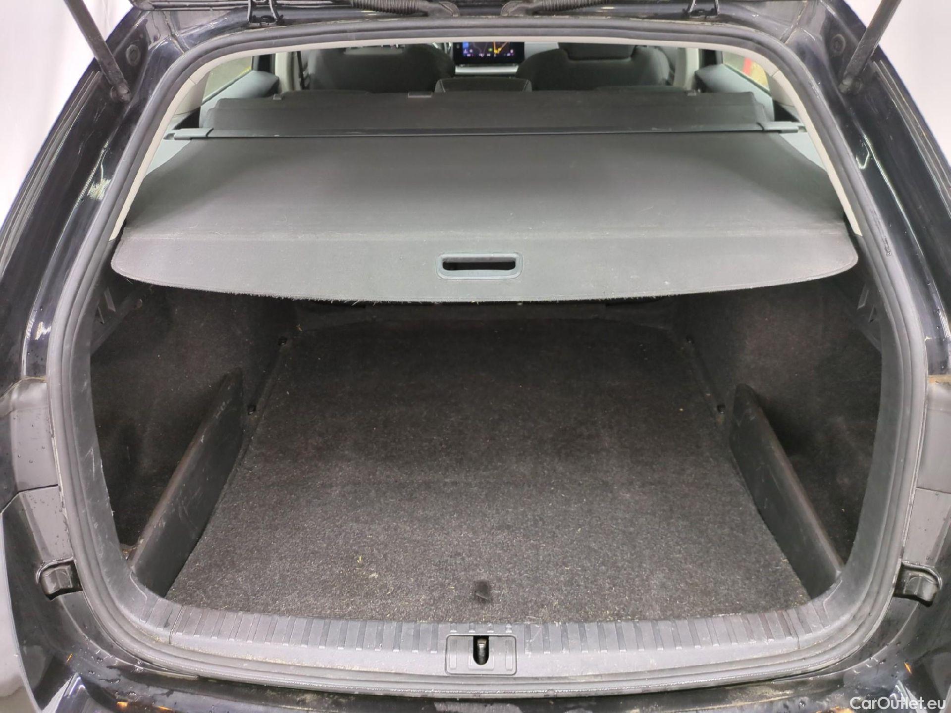 Skoda  Octavia  Break Business 2.0 TDI 115CV BVA7 E6d #9