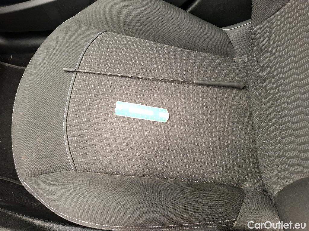  Peugeot  208  Active Business 1.6 HDi 75CV BVM5 E6 #22