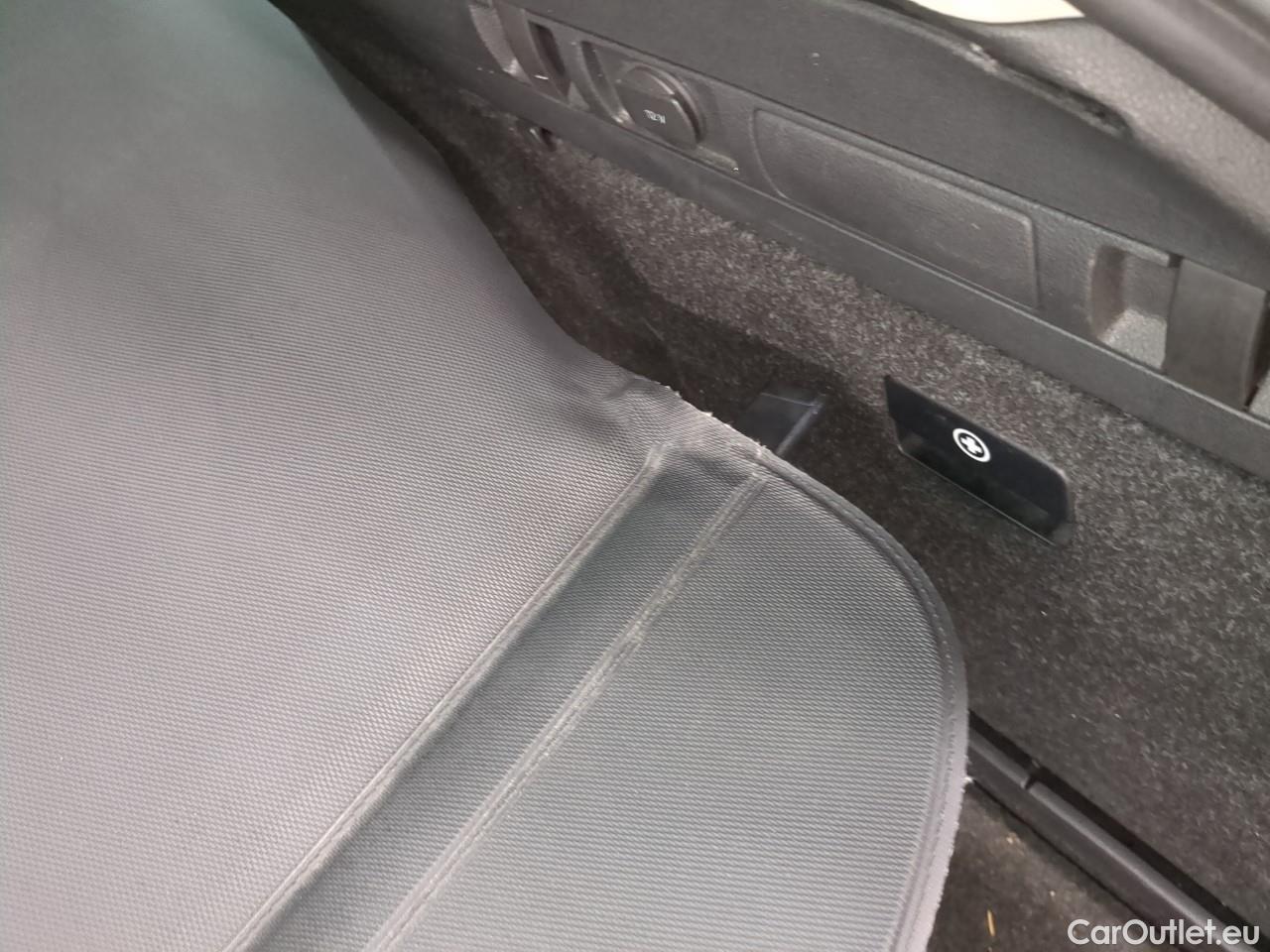  Skoda  Superb  Break Business 2.0 TDI 120CV BVA7 E6dT #1