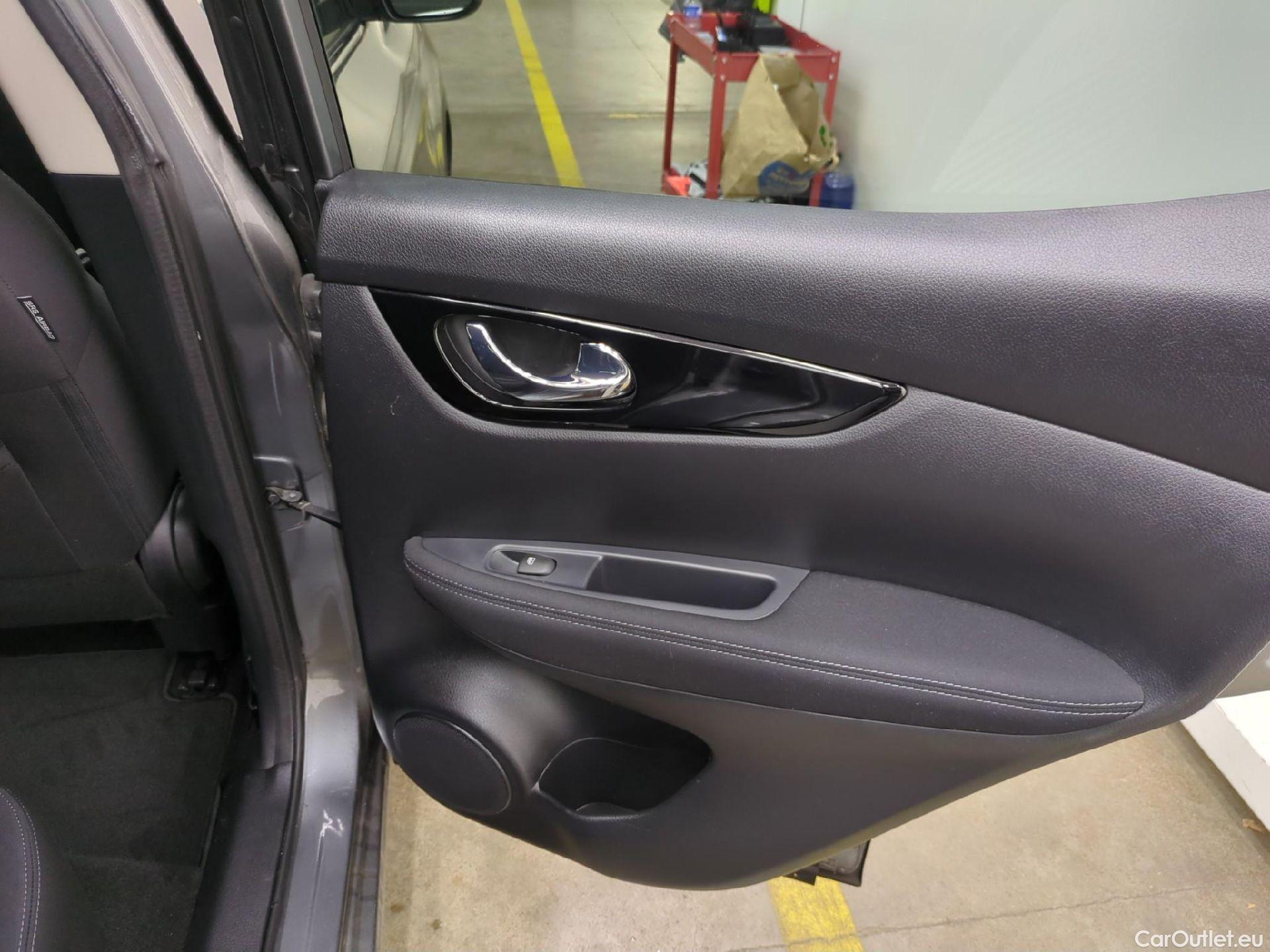  Nissan  Qashqai NISSAN  5p Crossover 1.2 DIG-T 115 Xtronic Business Edition #12