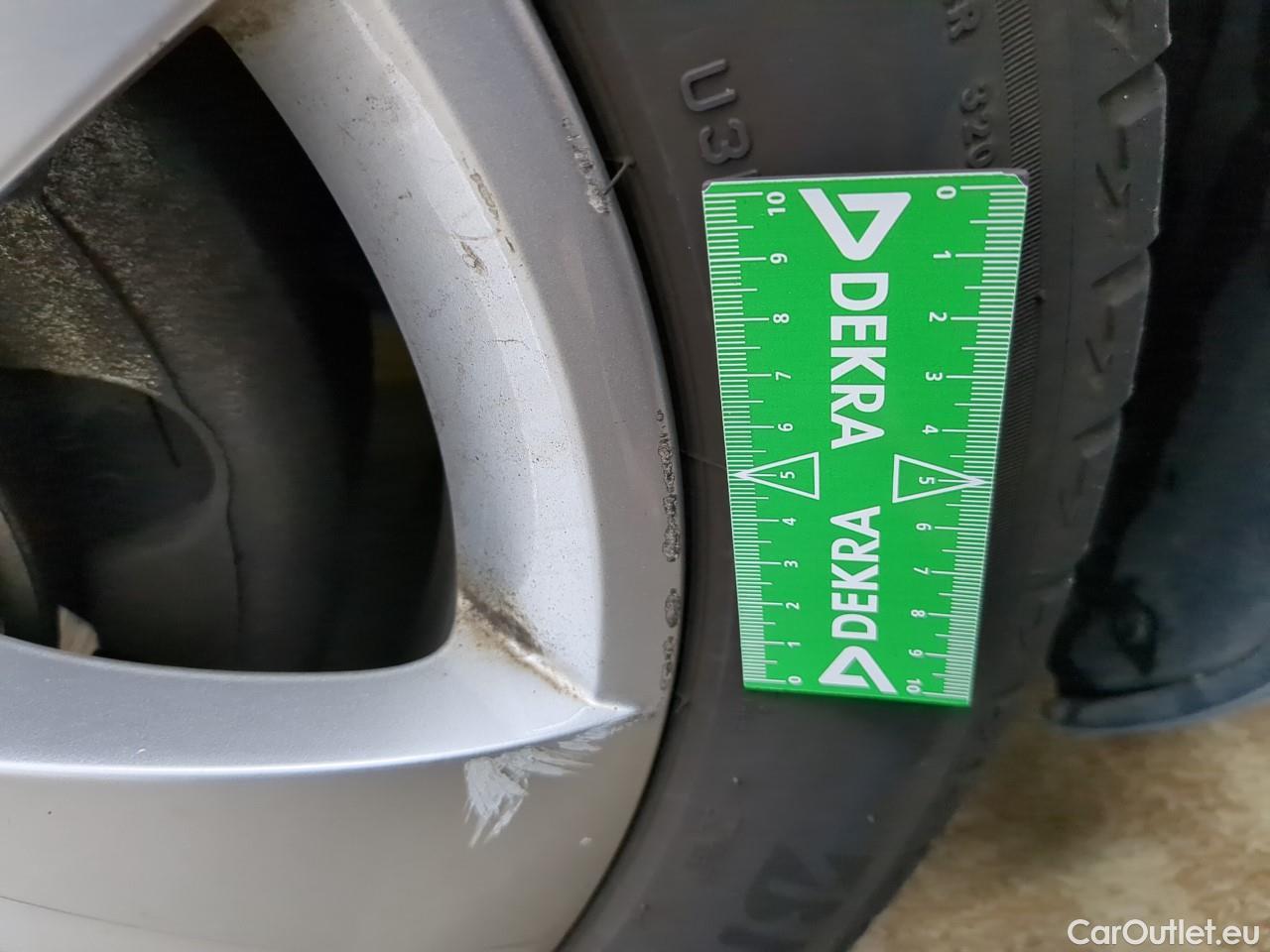  Skoda  Superb  Break Business 2.0 TDI 120CV BVA7 E6dT #13