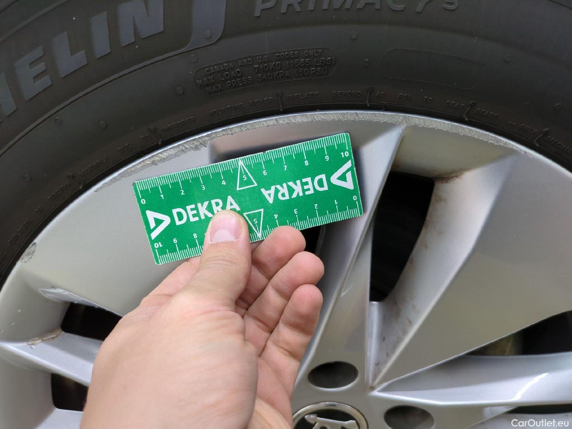 Skoda  Octavia  Break Business 2.0 TDI 115CV BVA7 E6d #8