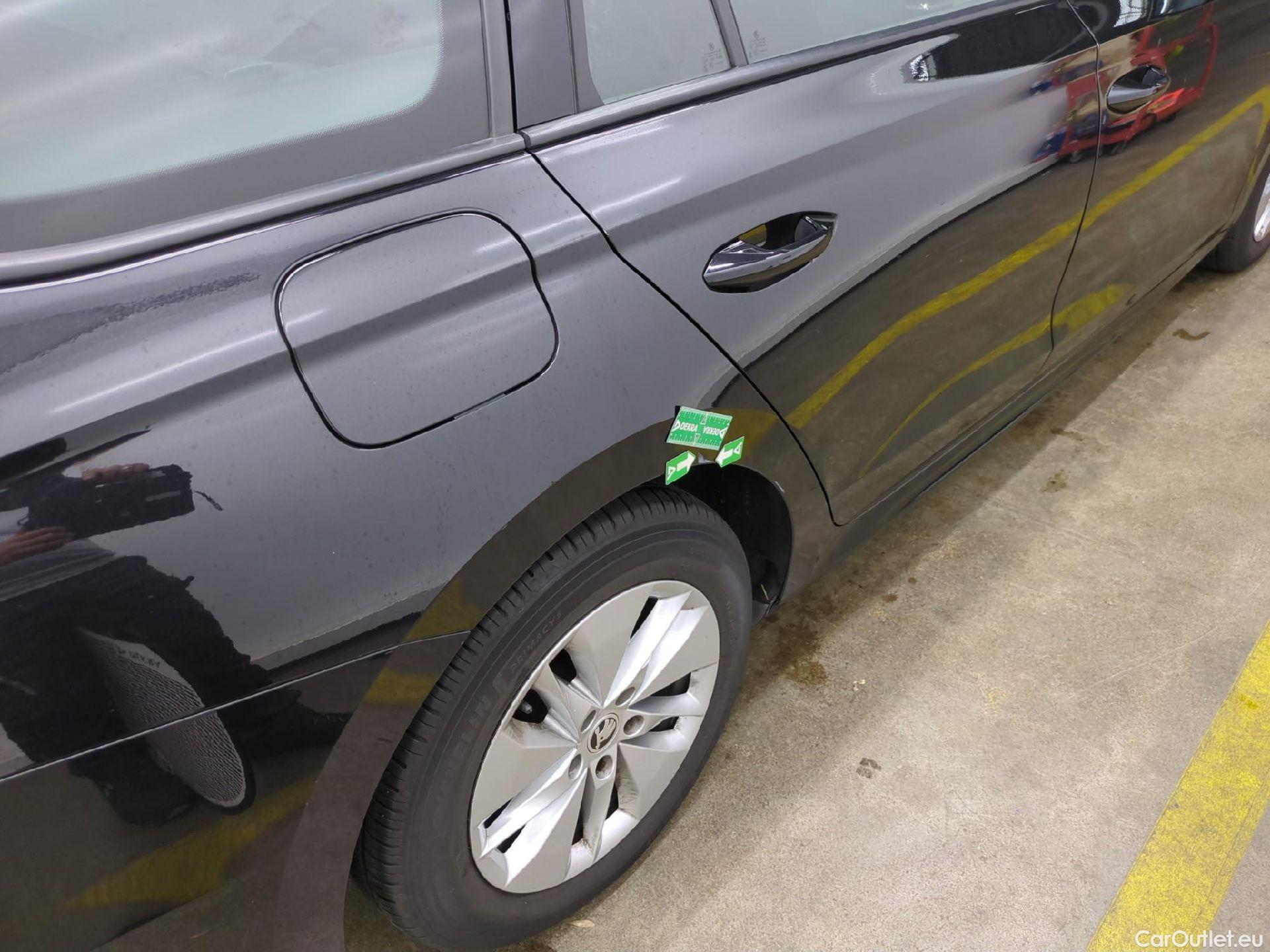 Skoda  Octavia  Break Business 2.0 TDI 115CV BVA7 E6d #18