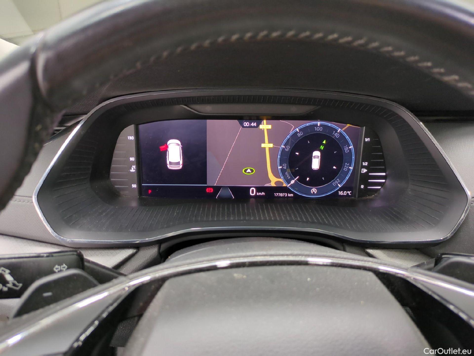 Skoda  Octavia  Break Business 2.0 TDI 115CV BVA7 E6d #6