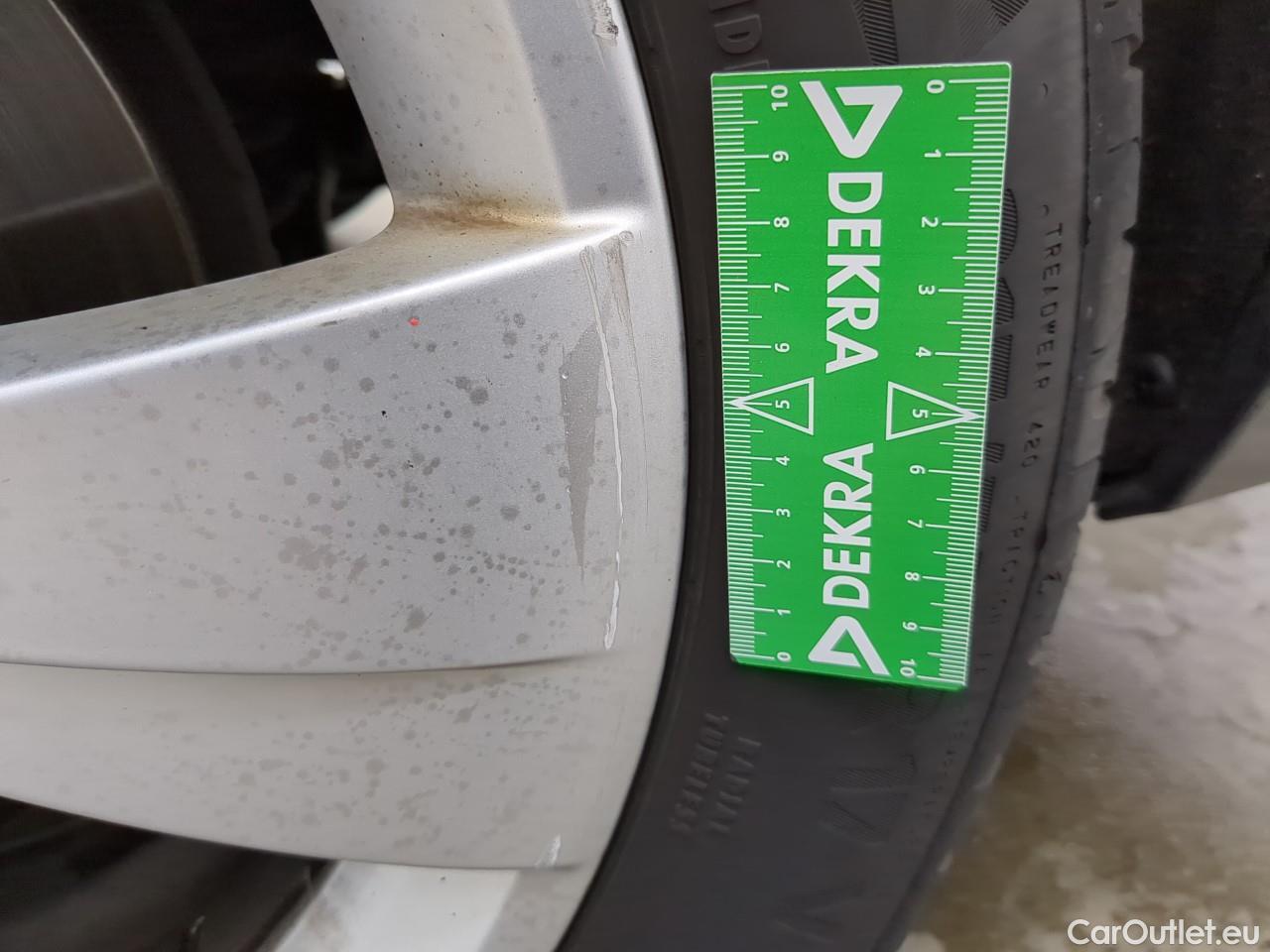  Skoda  Superb  Break Business 2.0 TDI 120CV BVA7 E6dT #7