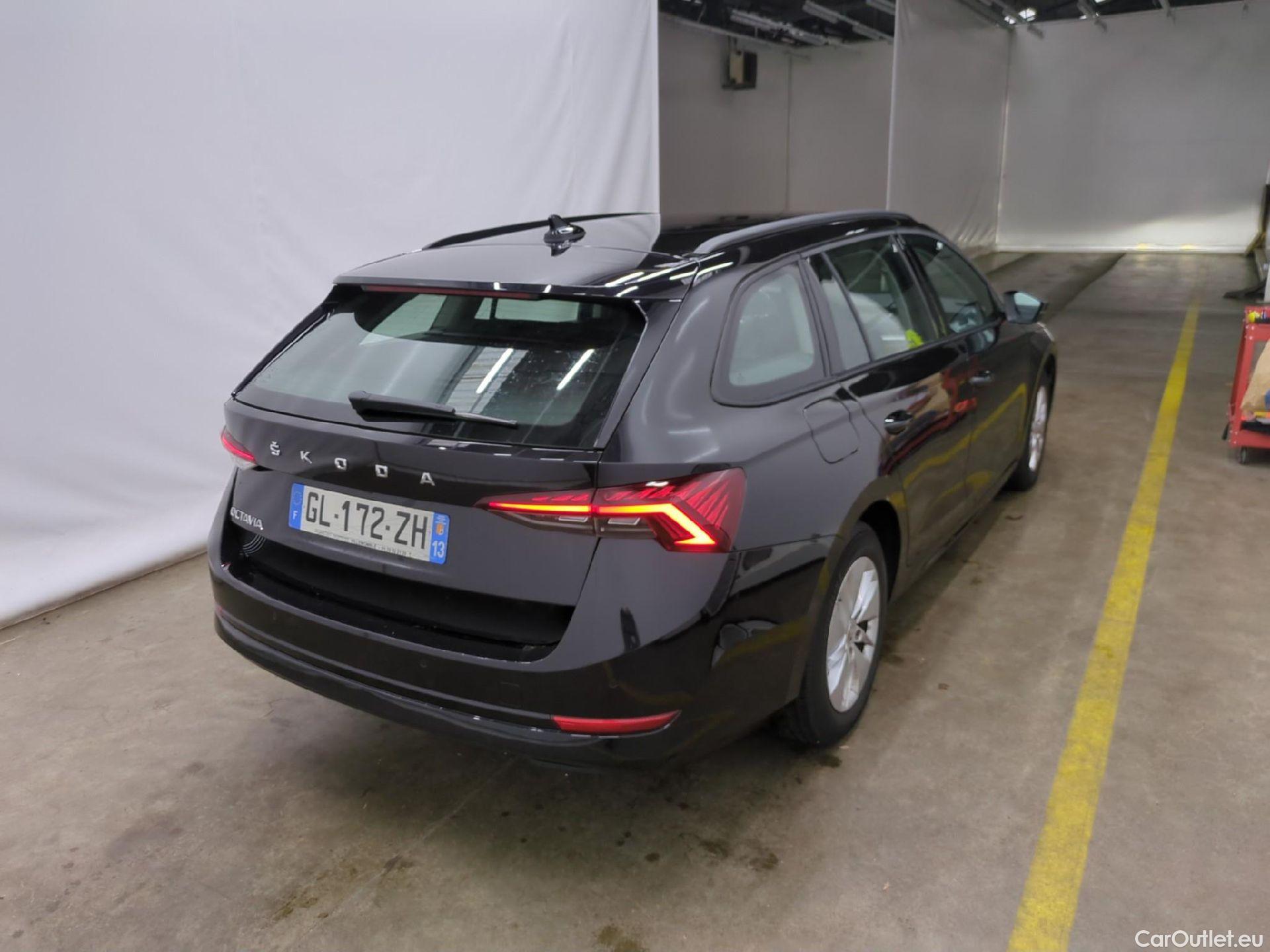 Skoda  Octavia  Break Business 2.0 TDI 115CV BVA7 E6d #3