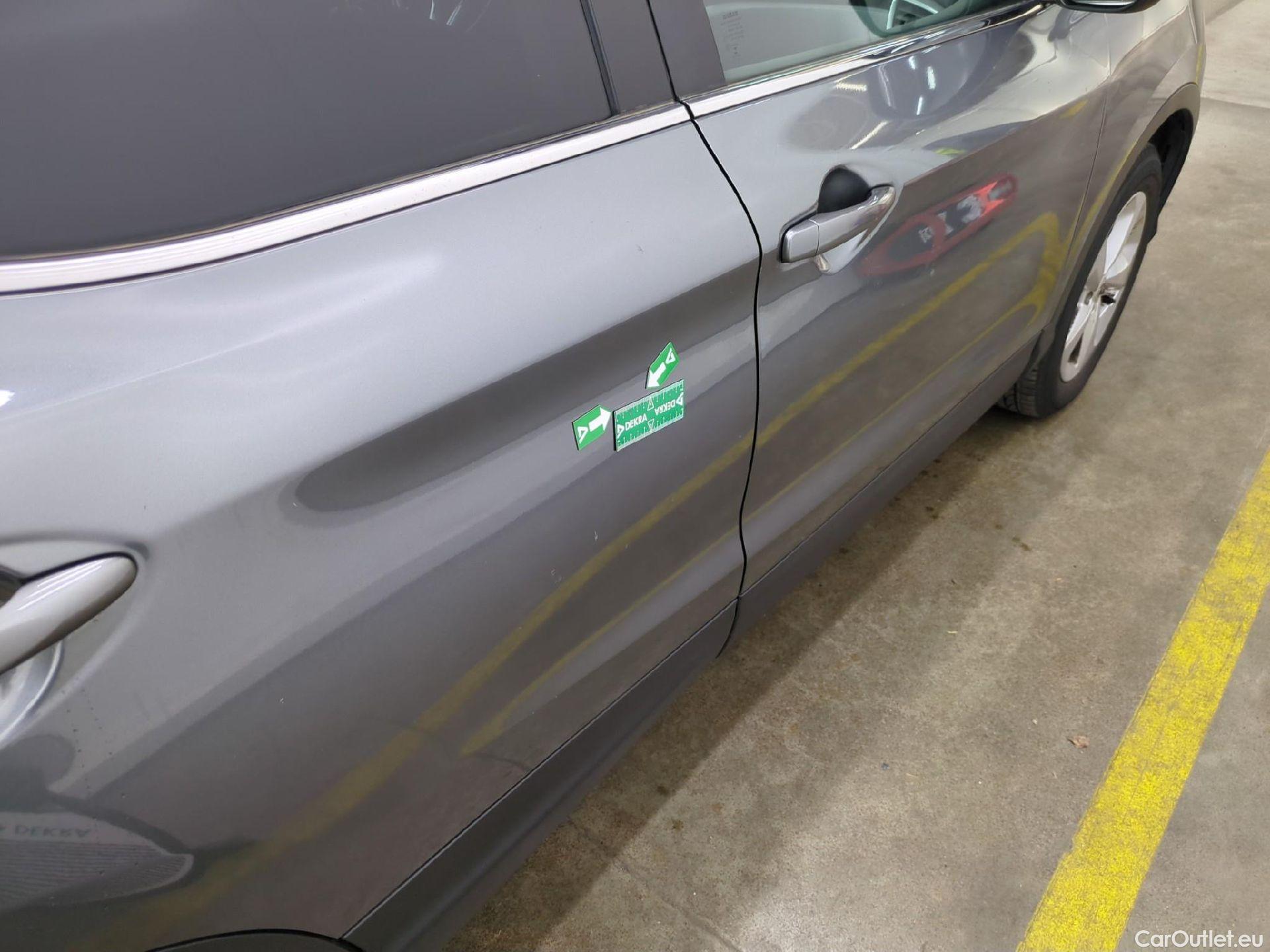  Nissan  Qashqai NISSAN  5p Crossover 1.2 DIG-T 115 Xtronic Business Edition #18