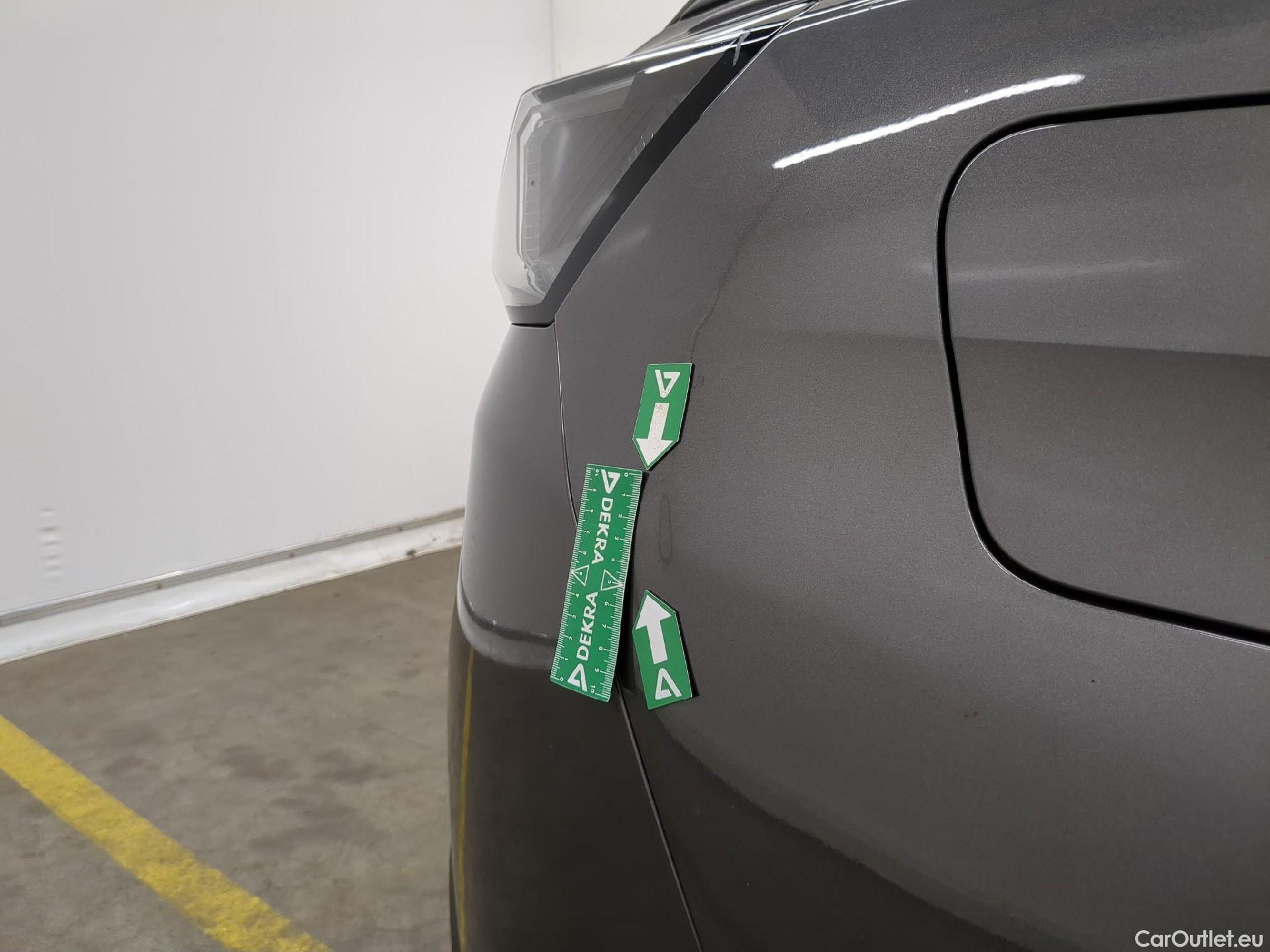 Peugeot  3008  Active Pack 1.5 HDi 130CV BVA8 E6d #11