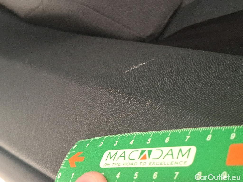  Peugeot  3008  II Style 1.5 HDi 130CV BVA8 E6d #9