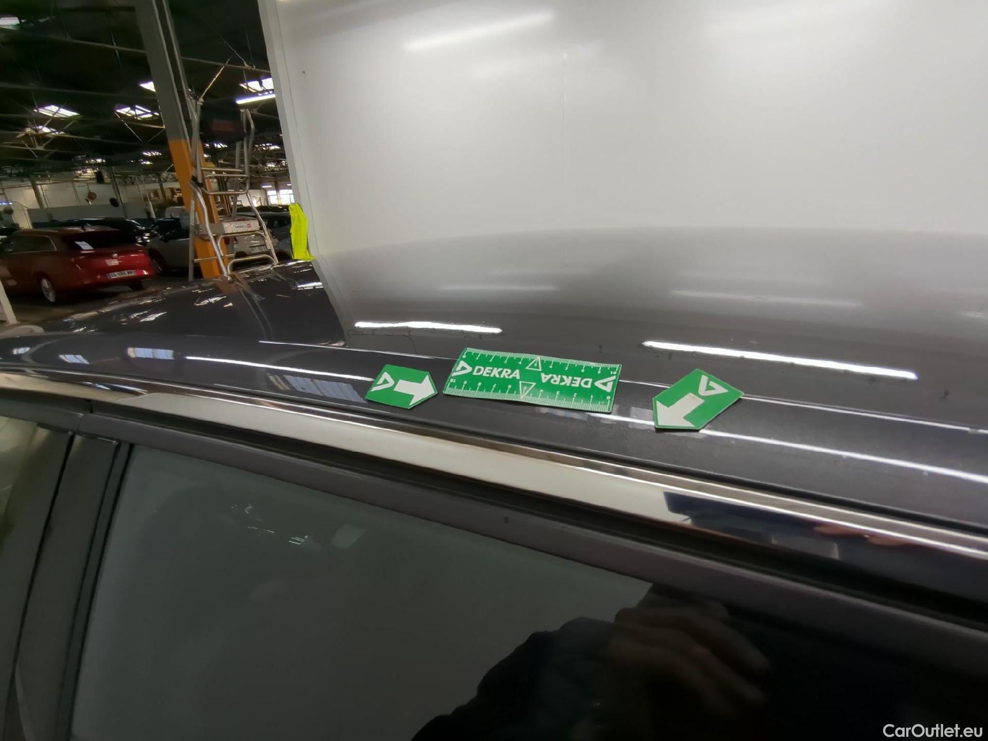 Peugeot  3008  Active Pack 1.5 HDi 130CV BVA8 E6d #32