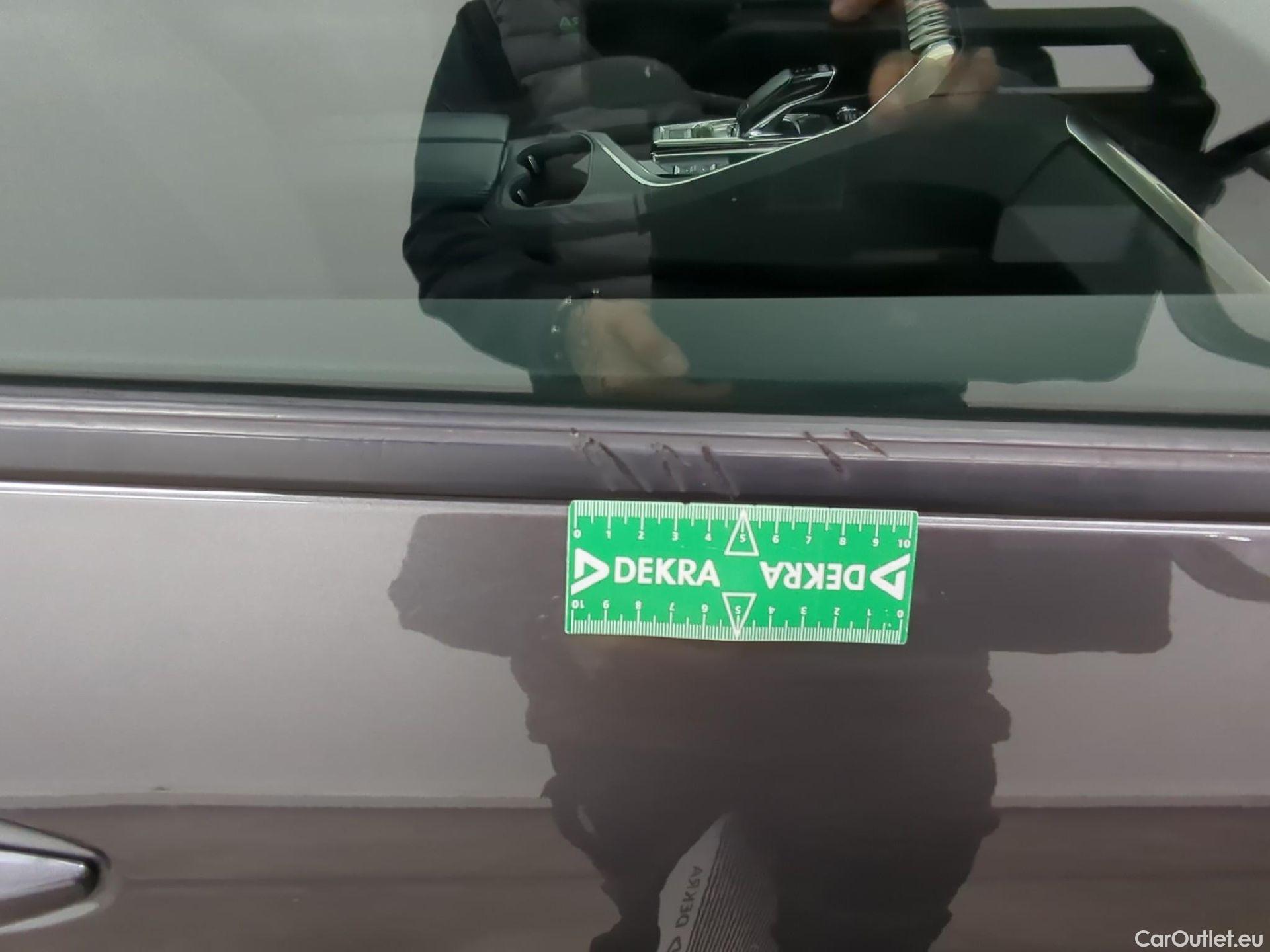 Peugeot  3008  Active Pack 1.5 HDi 130CV BVA8 E6d #16