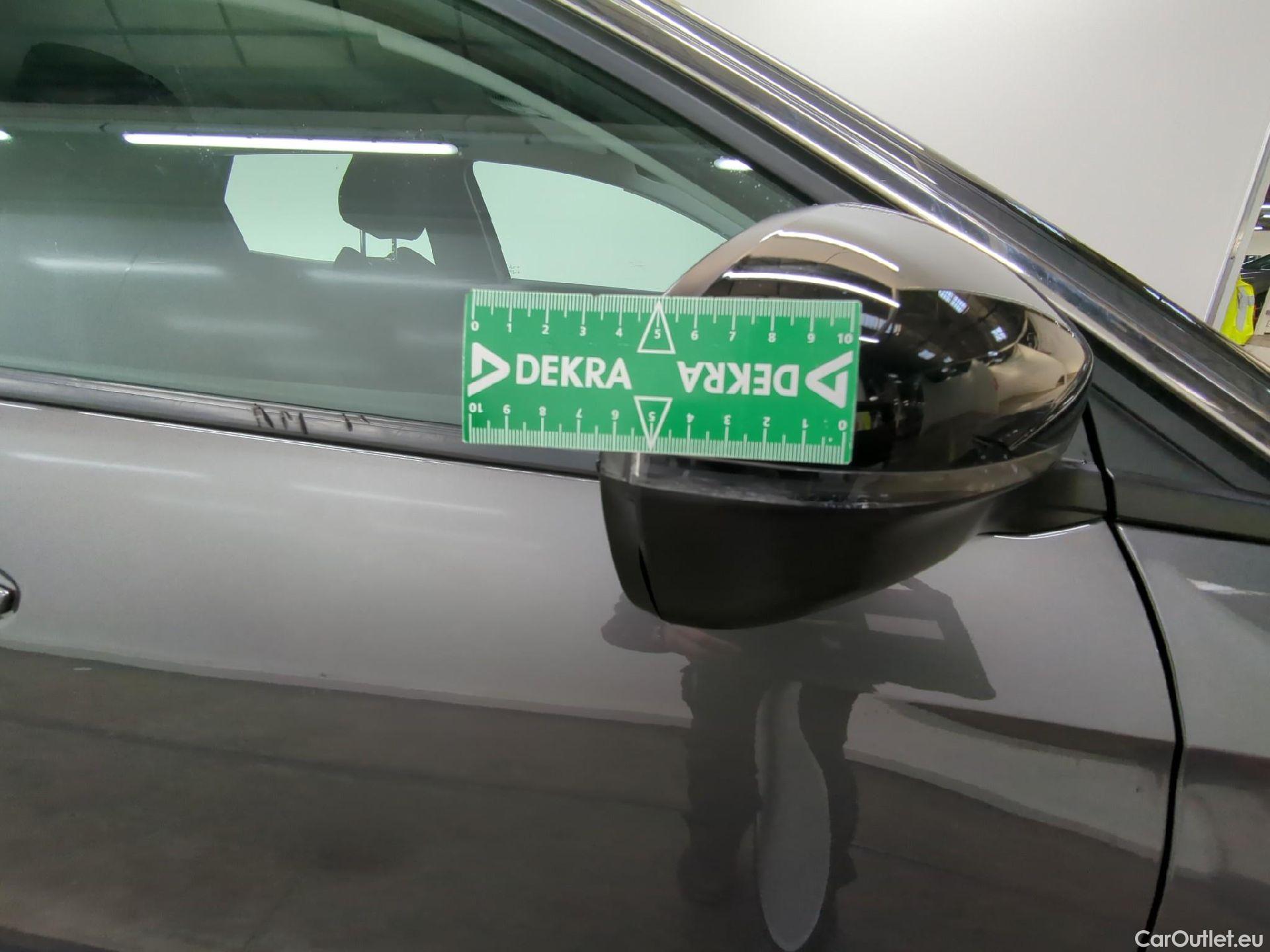 Peugeot  3008  Active Pack 1.5 HDi 130CV BVA8 E6d #18