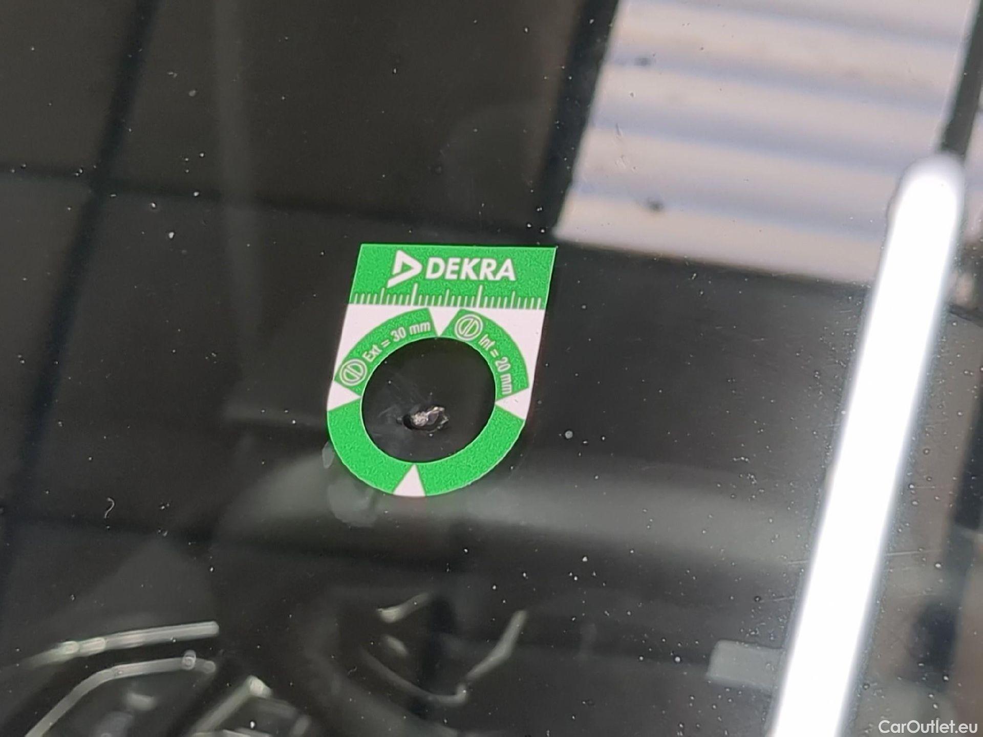 Peugeot  3008  Active Pack 1.5 HDi 130CV BVA8 E6d #25