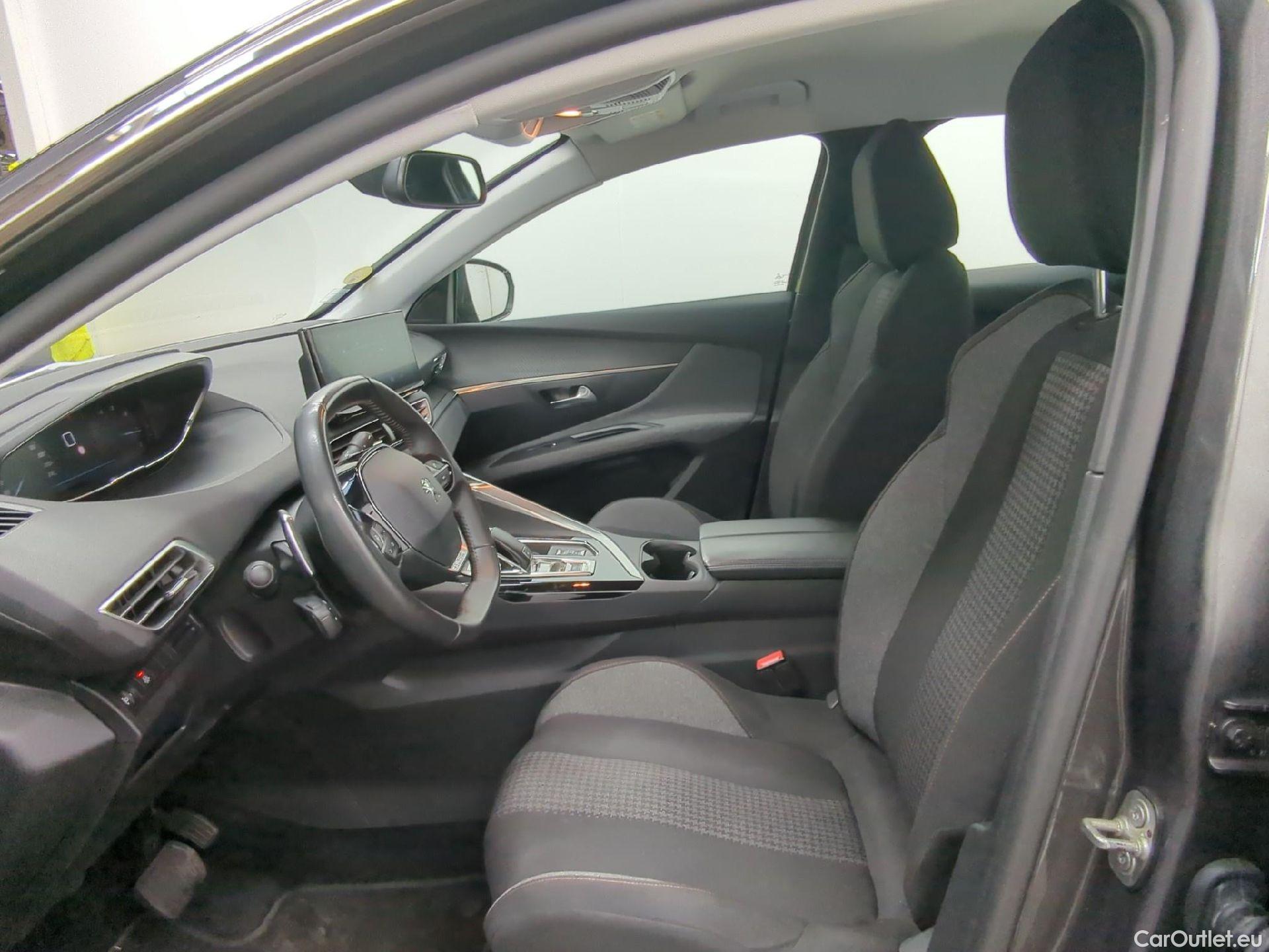 Peugeot  3008  Active Pack 1.5 HDi 130CV BVA8 E6d #10