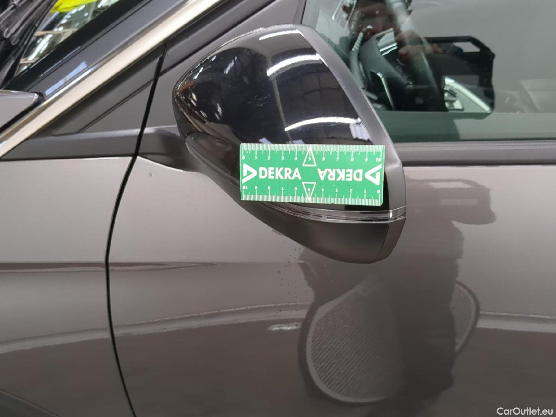 Peugeot  3008  Active Pack 1.5 HDi 130CV BVA8 E6d #26