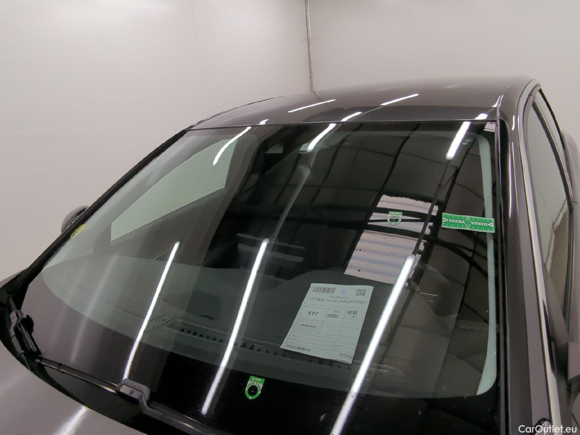 Peugeot  3008  Active Pack 1.5 HDi 130CV BVA8 E6d #24