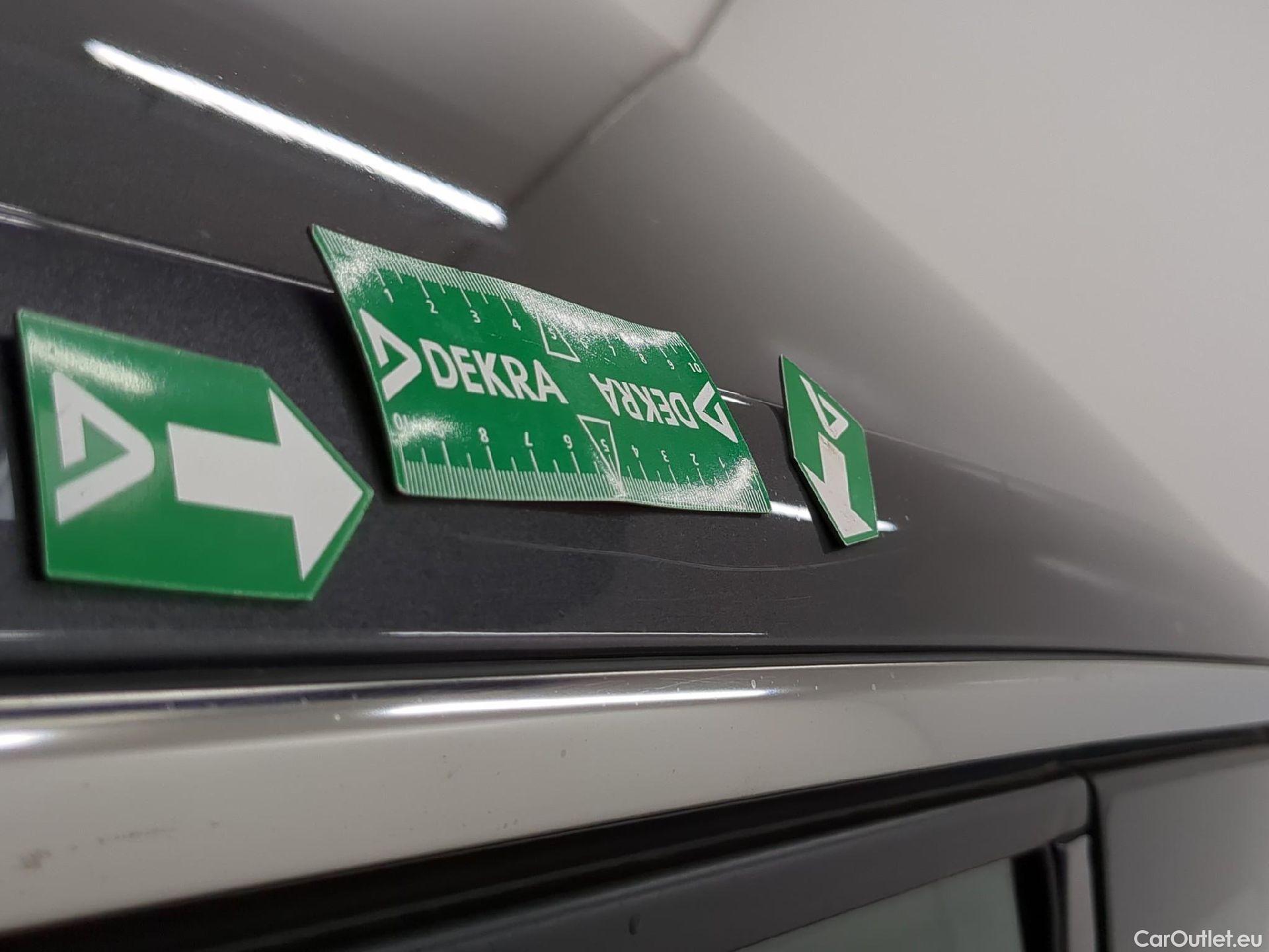 Peugeot  3008  Active Pack 1.5 HDi 130CV BVA8 E6d #33