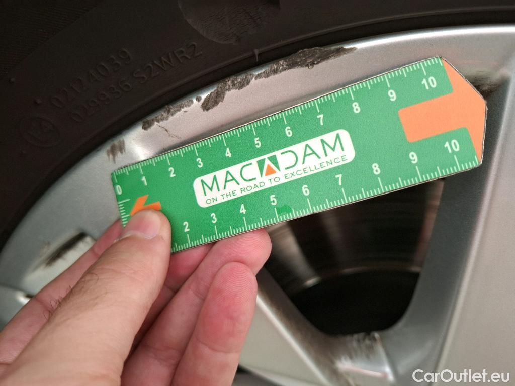 Peugeot  3008  Active Business 1.5 HDi 130CV BVA8 E6d #17