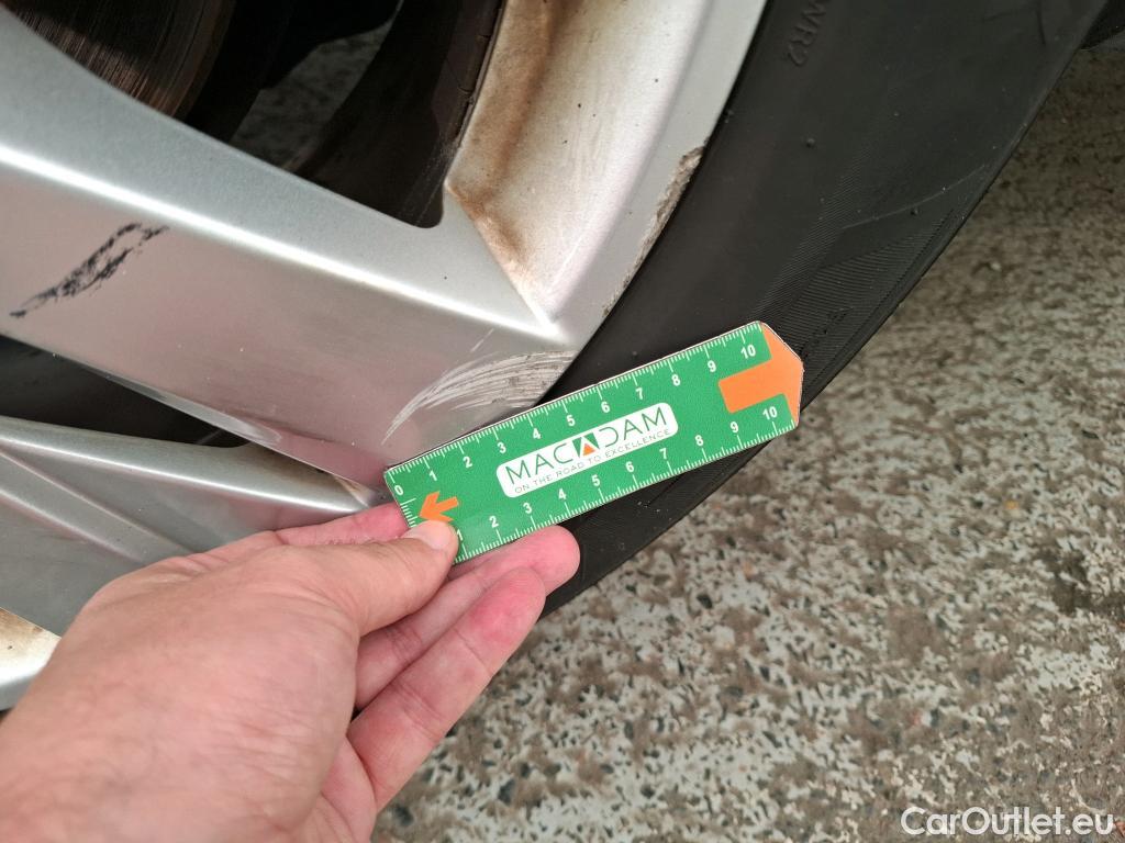 Peugeot  3008  Active Business 1.5 HDi 130CV BVA8 E6d #8