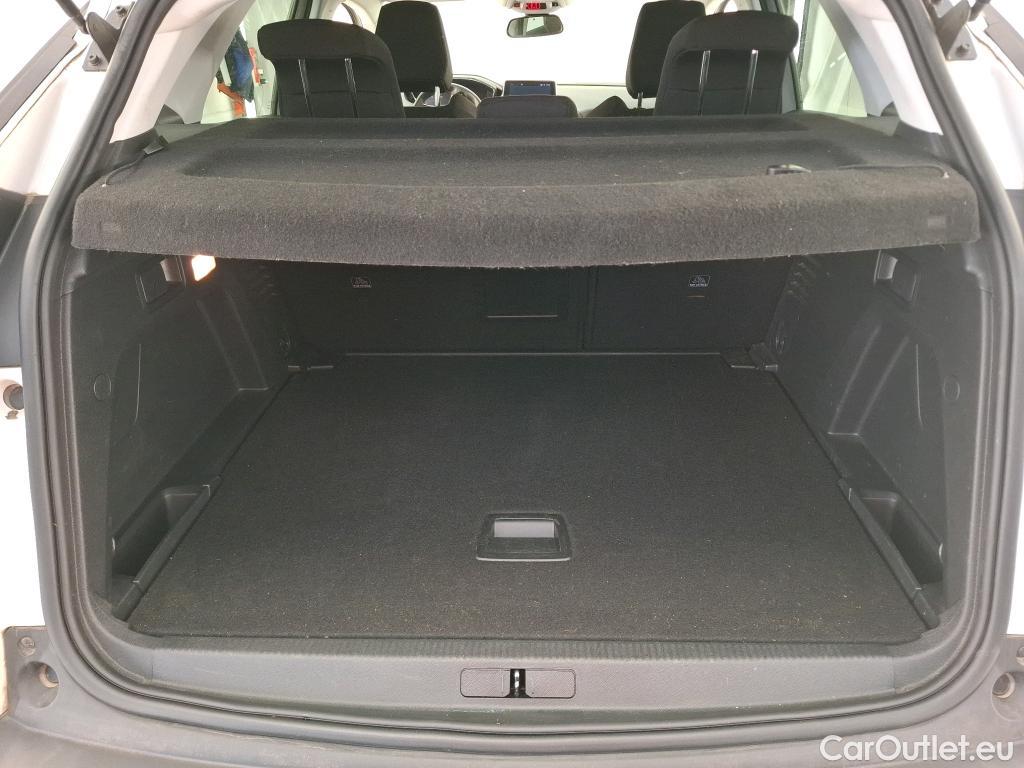 Peugeot  3008  Active Business 1.5 HDi 130CV BVA8 E6d #10