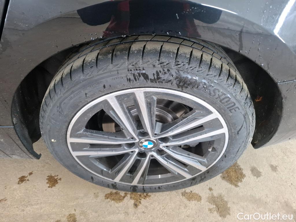 Bmw  Serie 2 BMW Série 2 Gran Coupé / 2019 / 4P / Berline 220D AUTO Business Design #25