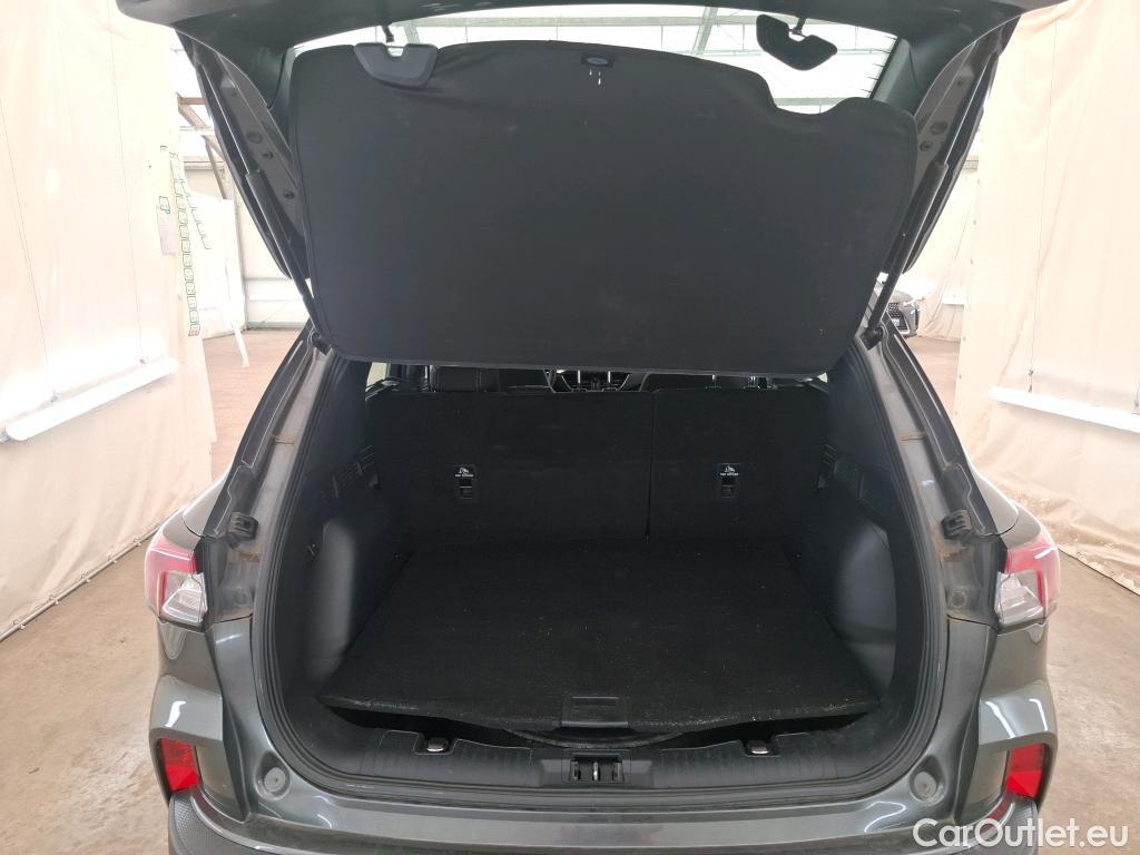 Ford  Kuga FORD  / 2019 / 5P / SUV 2.5 190 hybrid Flexifuel Pshift Titanium #10