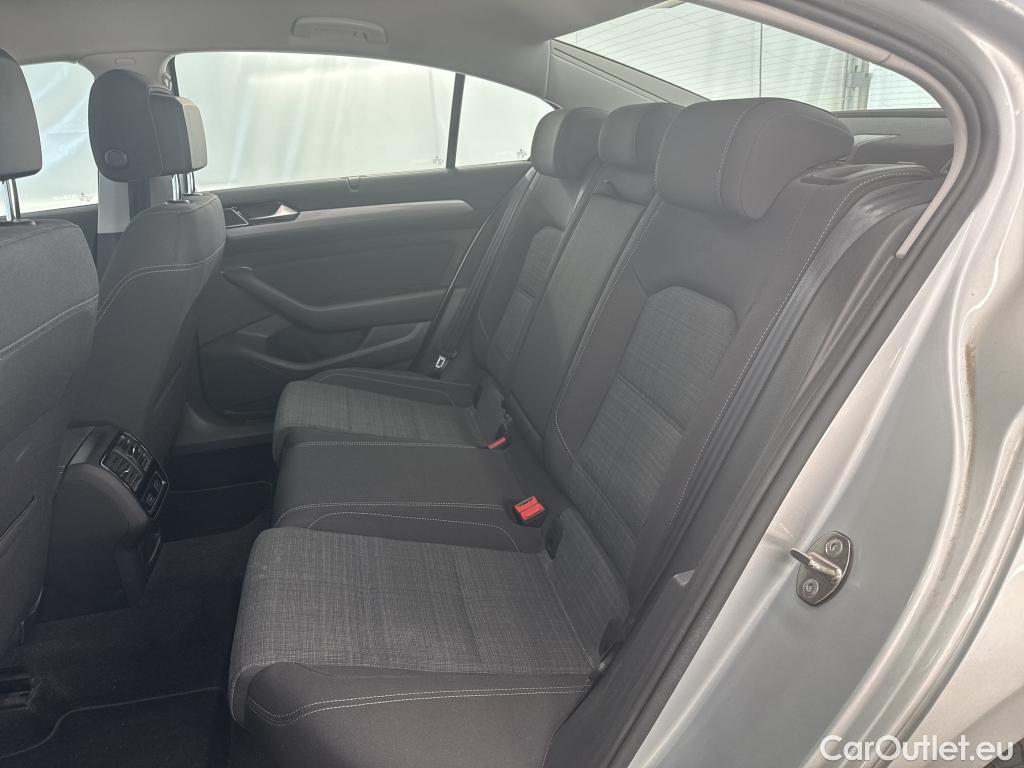 Volkswagen  Passat  Berline Business 2.0 TDI 150CV BVA7 E6dT #9