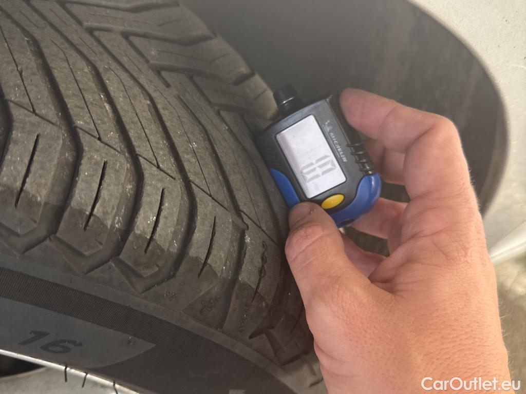 Volkswagen  Passat  Berline Business 2.0 TDI 150CV BVA7 E6dT #18