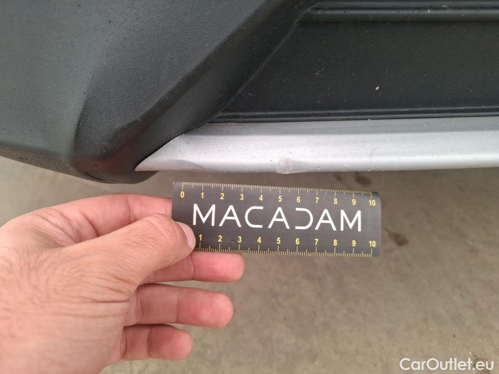 Ford  Kuga FORD  / 2019 / 5P / SUV 2.5 190 hybrid Flexifuel Pshift Titanium #36