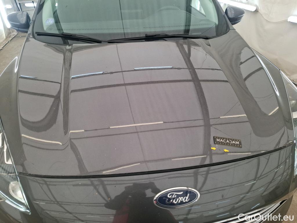 Ford  Kuga FORD  / 2019 / 5P / SUV 2.5 190 hybrid Flexifuel Pshift Titanium #23