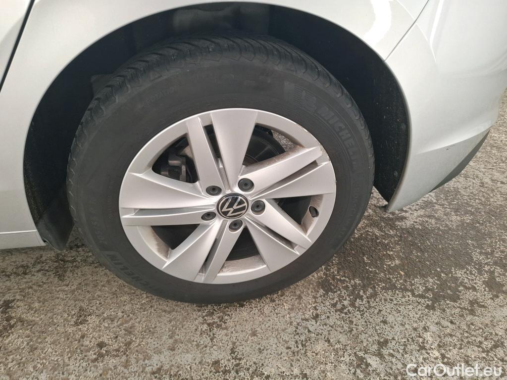 Volkswagen  Golf  VOLKSWAGEN / 2020 / 5P / Berline 2.0 TDI SCR 150 DSG7 Life Busi 1st #1