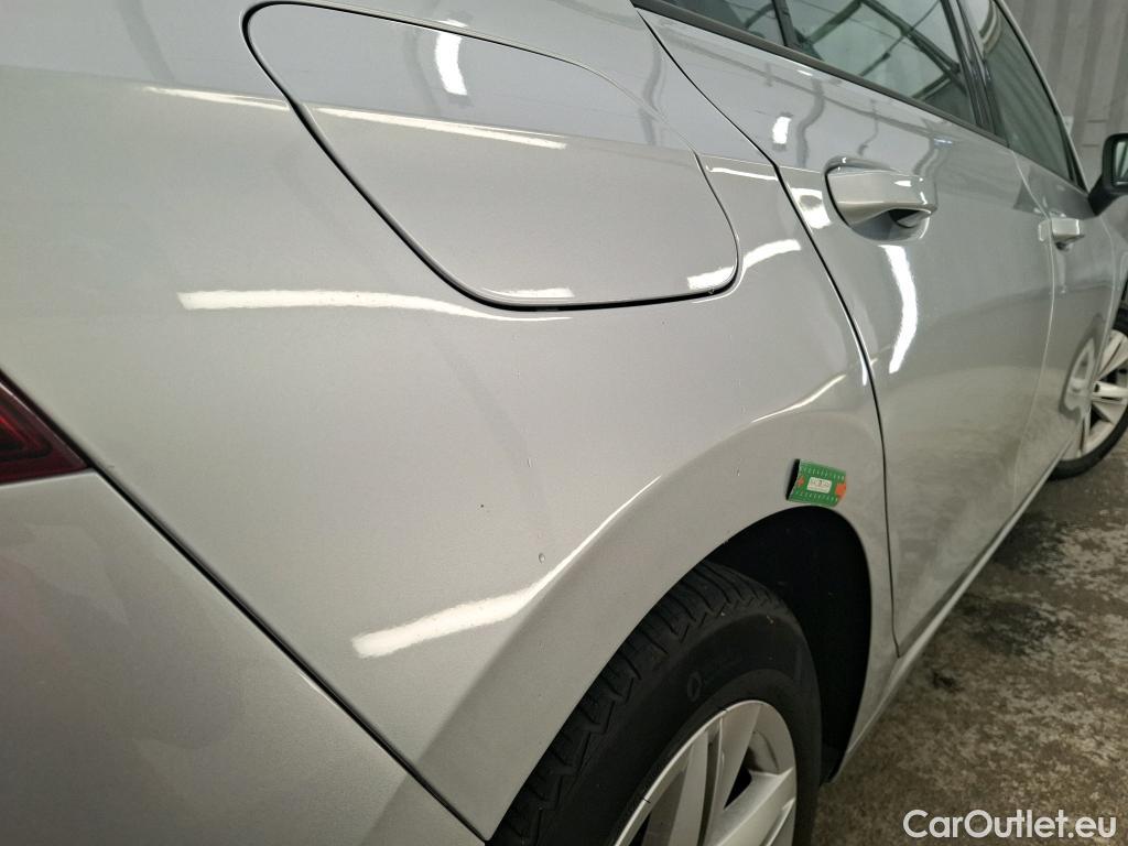 Volkswagen  Golf  VOLKSWAGEN / 2020 / 5P / Berline 2.0 TDI SCR 150 DSG7 Life Busi 1st #7