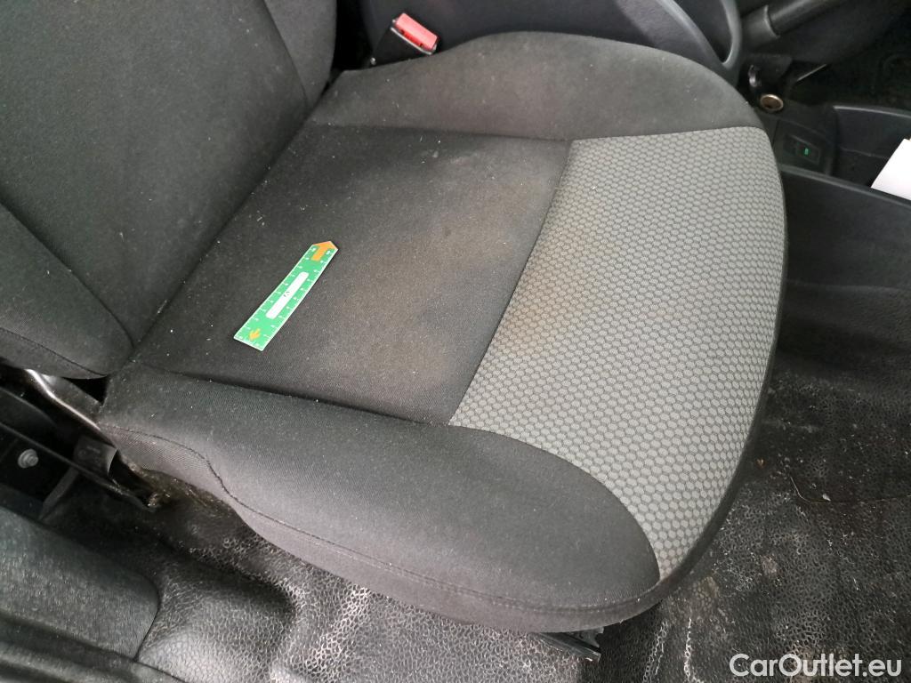  Renault  Kangoo  Express Extra (Série Spéciale) 1.5 dCi 90CV BVM5 E6 #51