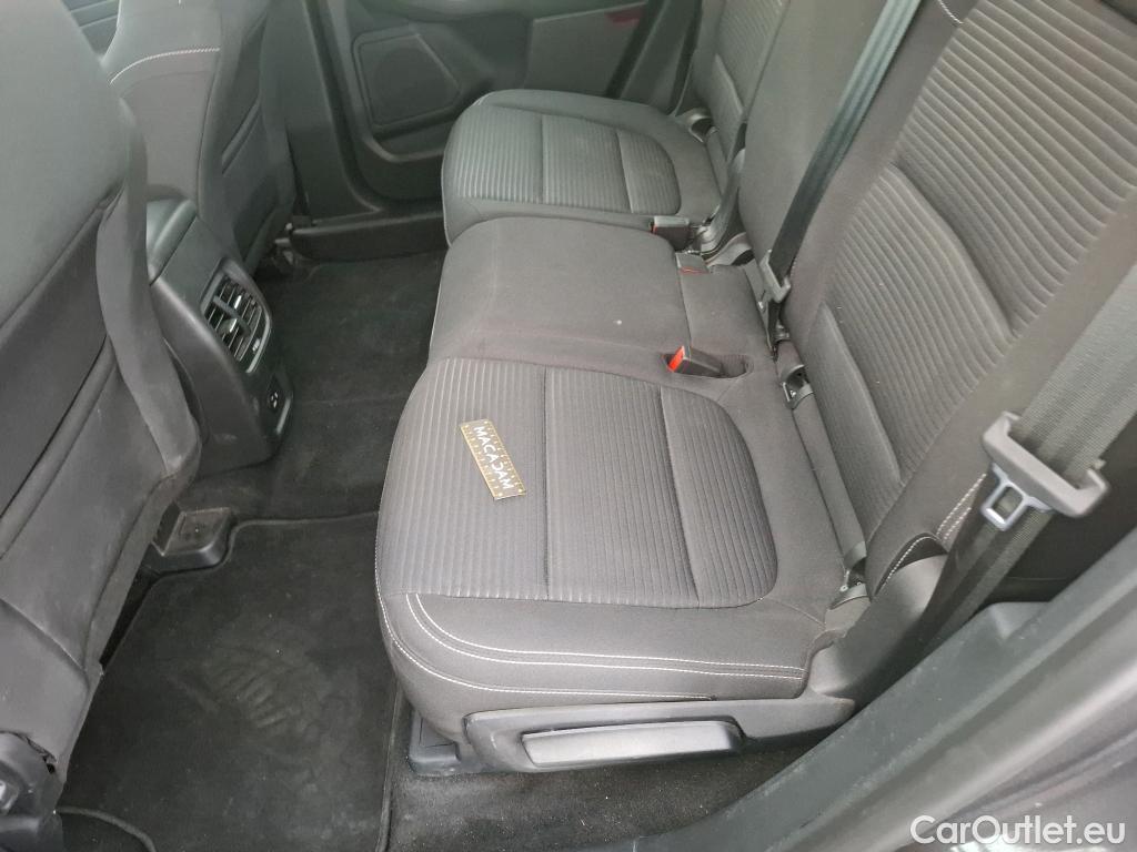 Ford  Kuga FORD  / 2019 / 5P / SUV 2.5 190 hybrid Flexifuel Pshift Titanium #27