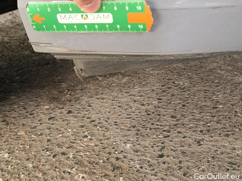  Volkswagen  Golf  VOLKSWAGEN / 2020 / 5P / Berline 2.0 TDI SCR 115 DSG7 Life Busi #8