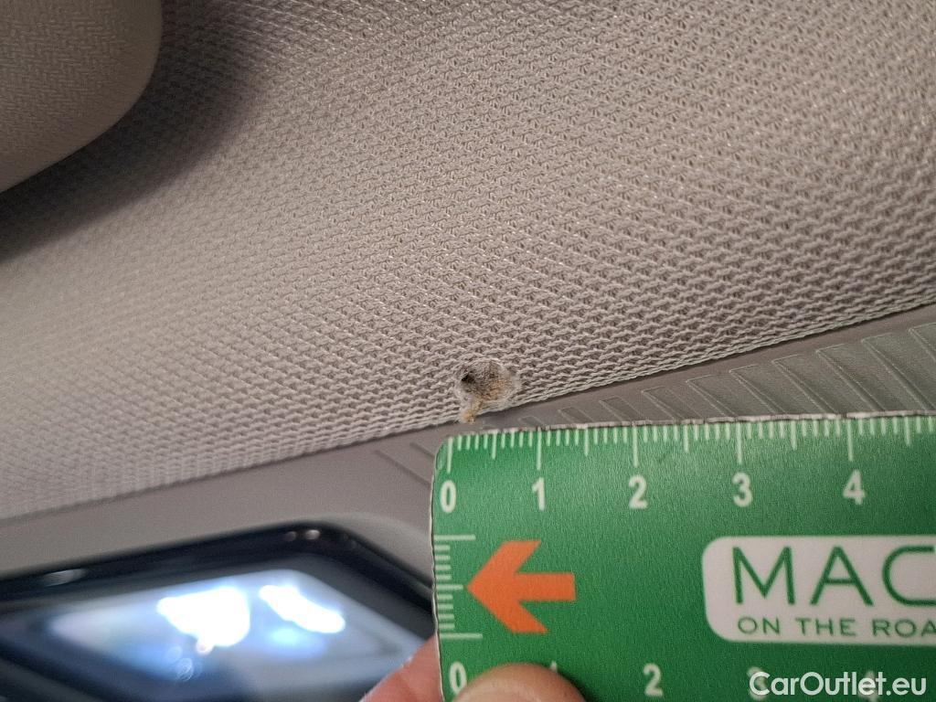 Volkswagen  Golf  VOLKSWAGEN / 2020 / 5P / Berline 2.0 TDI SCR 150 DSG7 Life Busi 1st #23