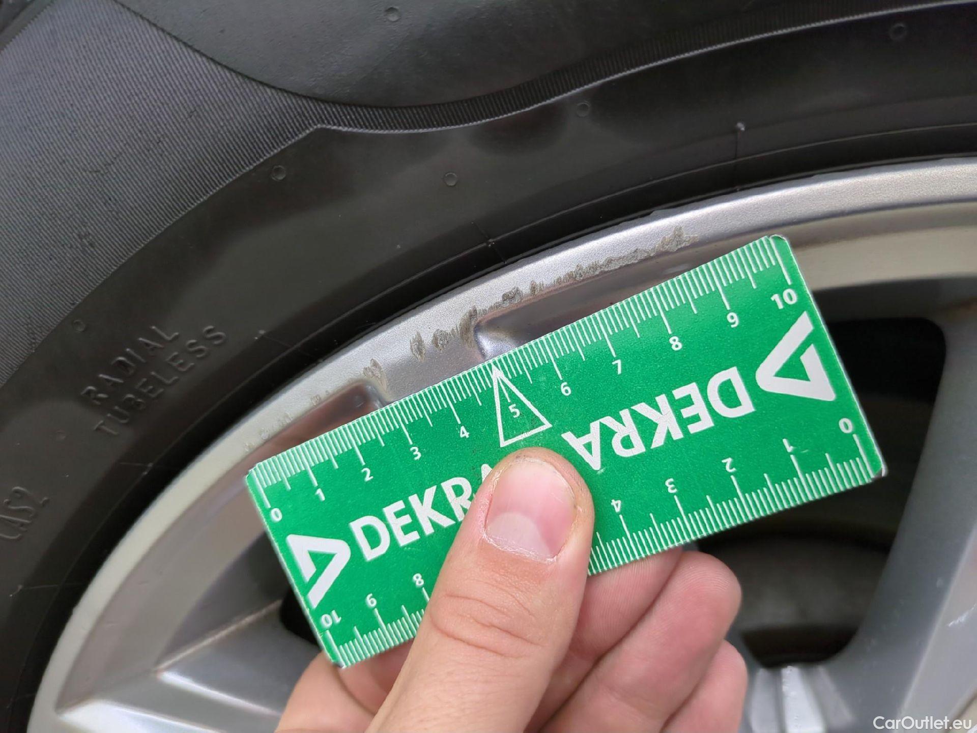  Volkswagen  Passat VOLKSWAGEN  / 2019 / 4P / Berline 2.0 TDI 150 SCR DSG7 LOUNGE #6