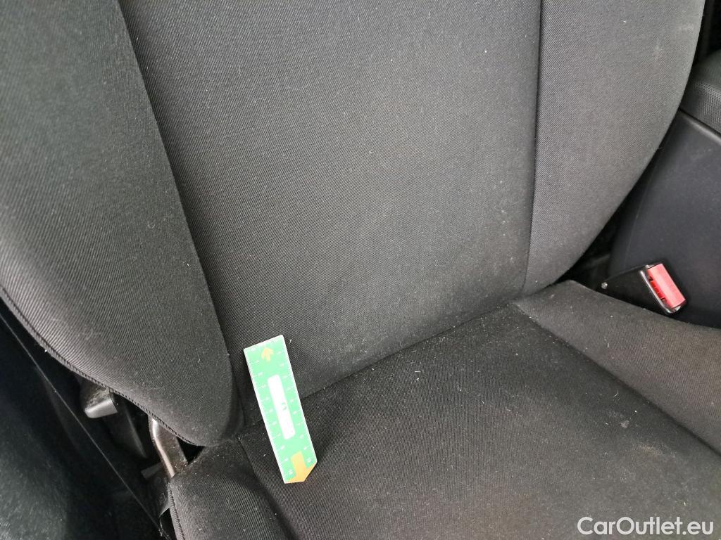  Renault  Kangoo  Express Extra (Série Spéciale) 1.5 dCi 90CV BVM5 E6 #52