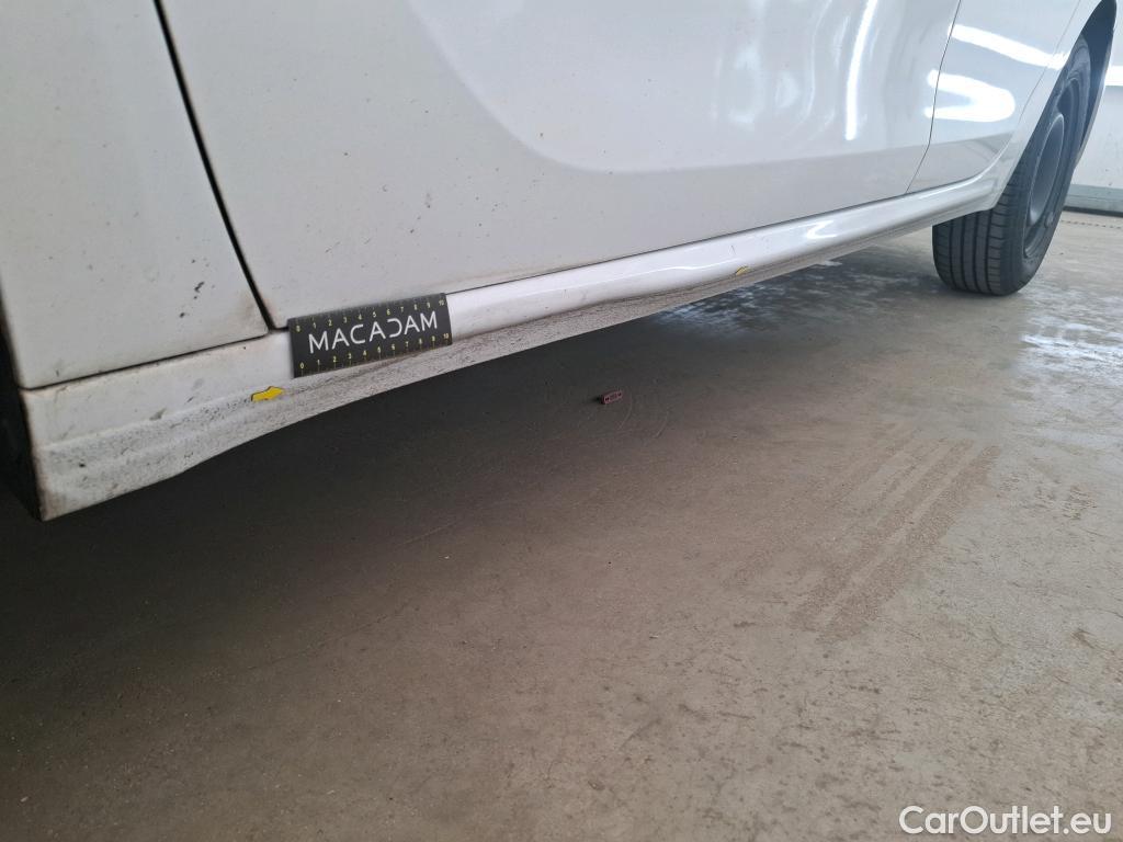  Peugeot  208  Affaire Pack Clim 1.6 HDi 75CV BVM5 E6 #1