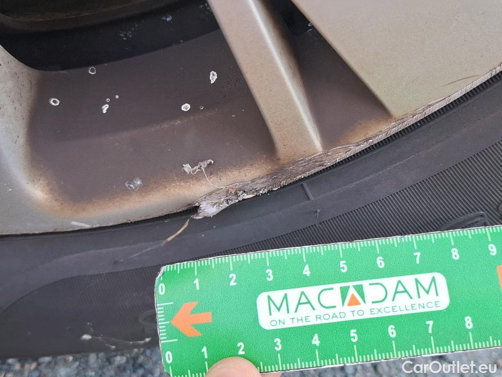  Peugeot  208  Affaire Premium Pack 1.6 HDi 100CV BVM5 E6 #21