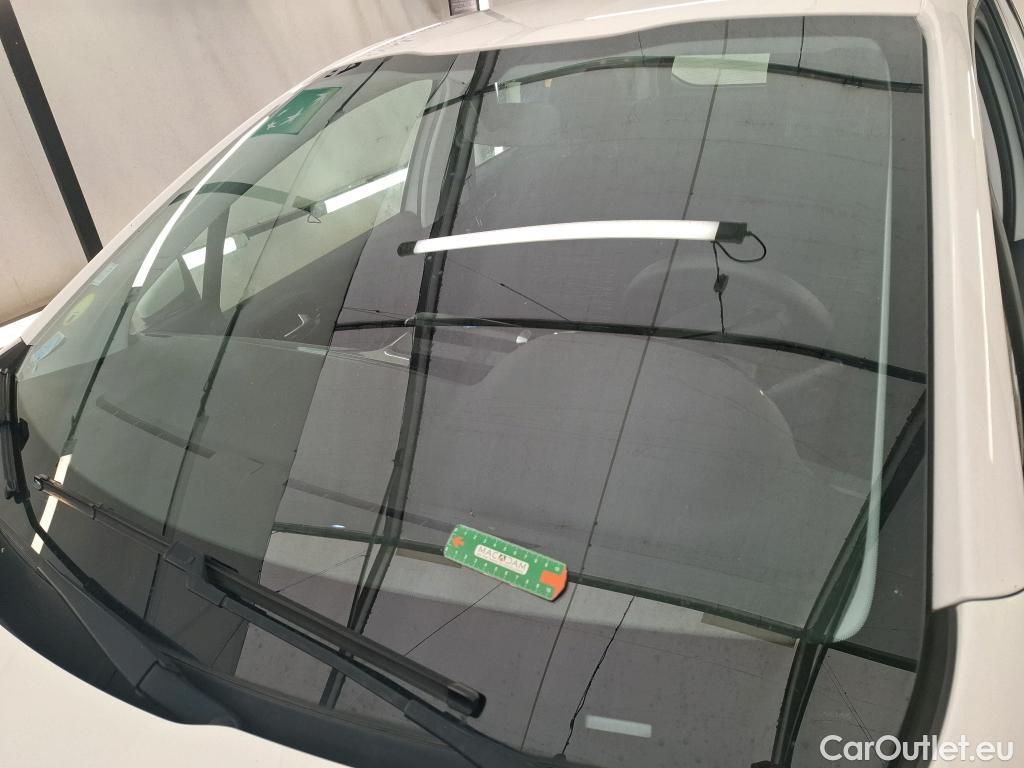  Peugeot  208  Affaire Premium Pack 1.5 HDi 100CV BVM5 E6dT #39